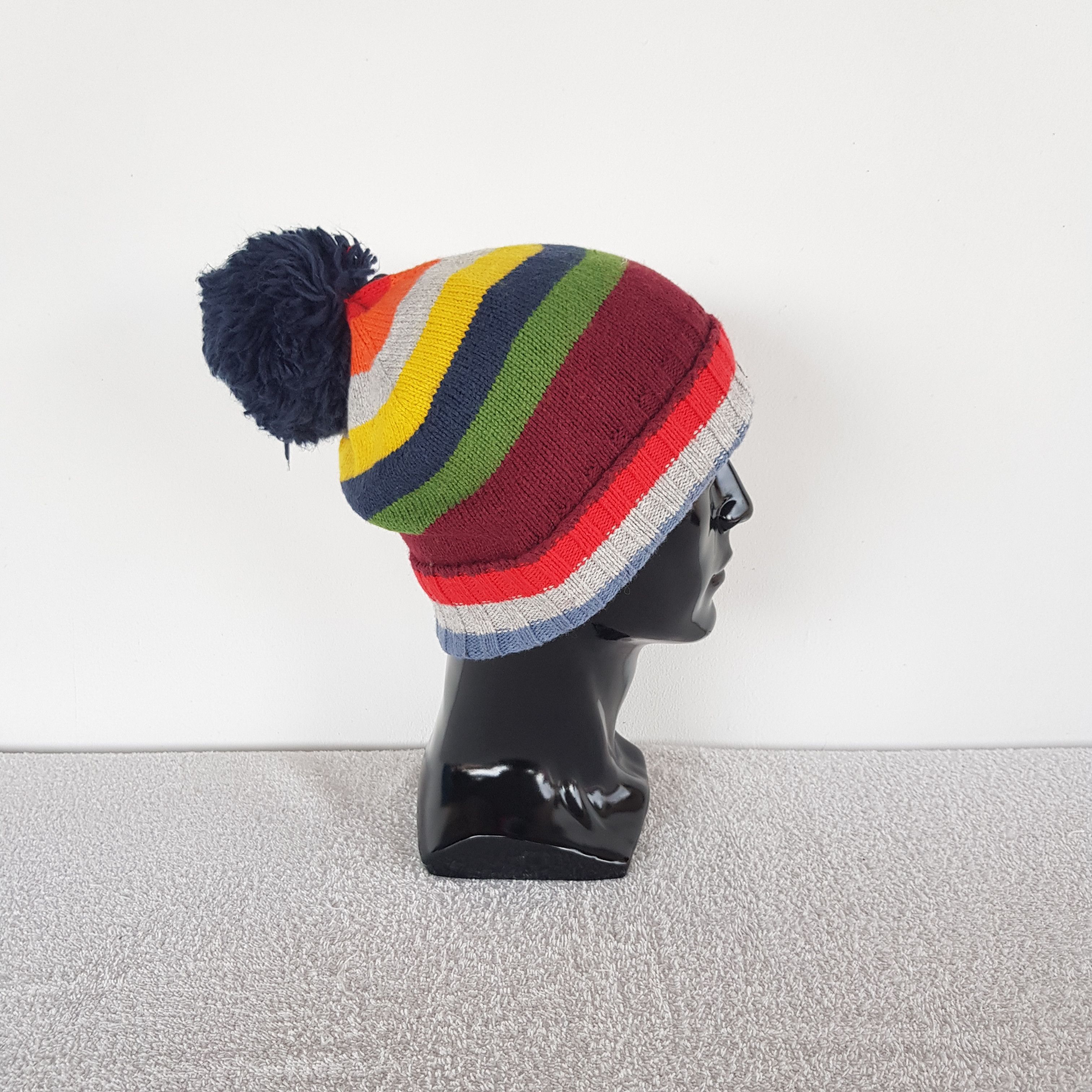 Gap Vintage GAP Beanie Pom Pom Snow Caps Hats. Size ONE SIZE - 4 Thumbnail
