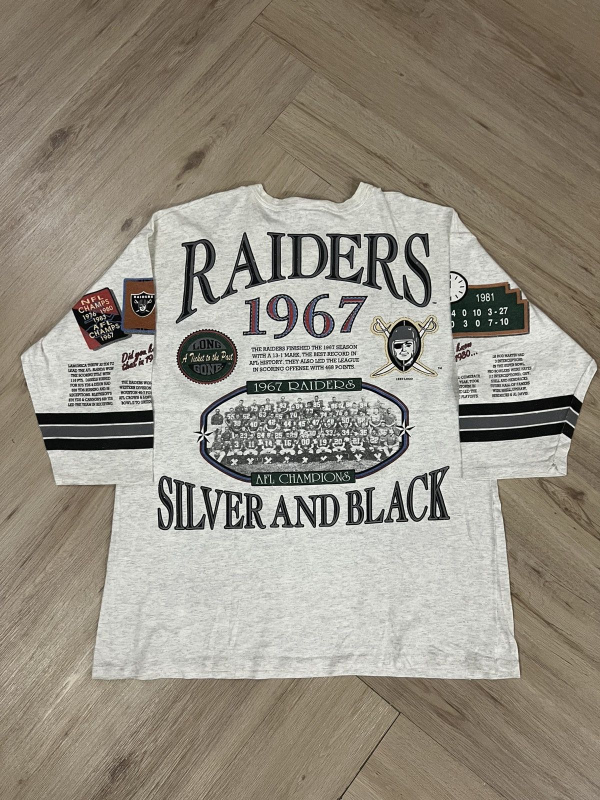 NBA × NFL × Vintage Vintage Raiders Long Gone 90s Shirt Size US XL / EU 56 / 4 - 2 Thumbnail