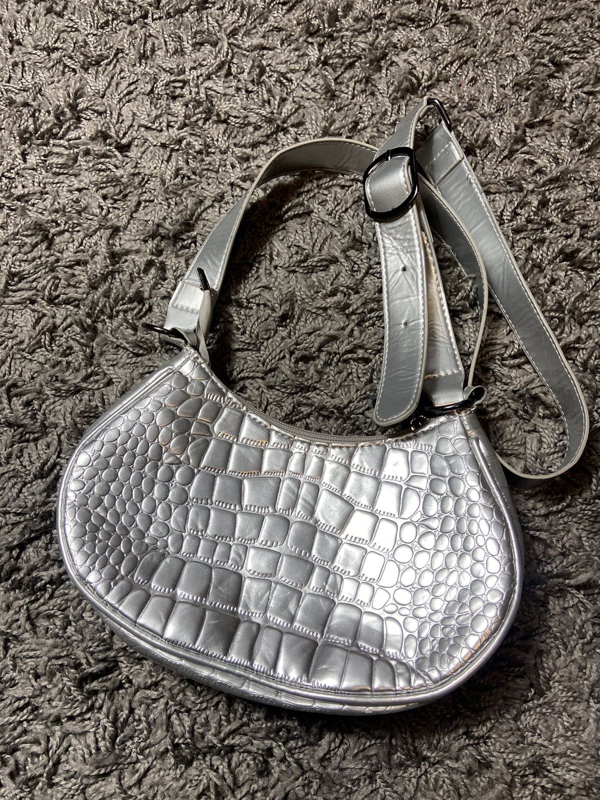 Japanese Brand × Vintage VINTAGE 90s ROCK EMO GOTH PUNK STYLE CROSSBODY BAG Size ONE SIZE - 7 Thumbnail