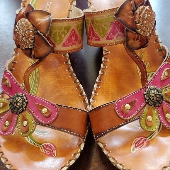 Designer Bamboo 54 Leather 2" Heeled Sz. 7 Thong Sandals Size US 7 / IT 37 - 2 Thumbnail