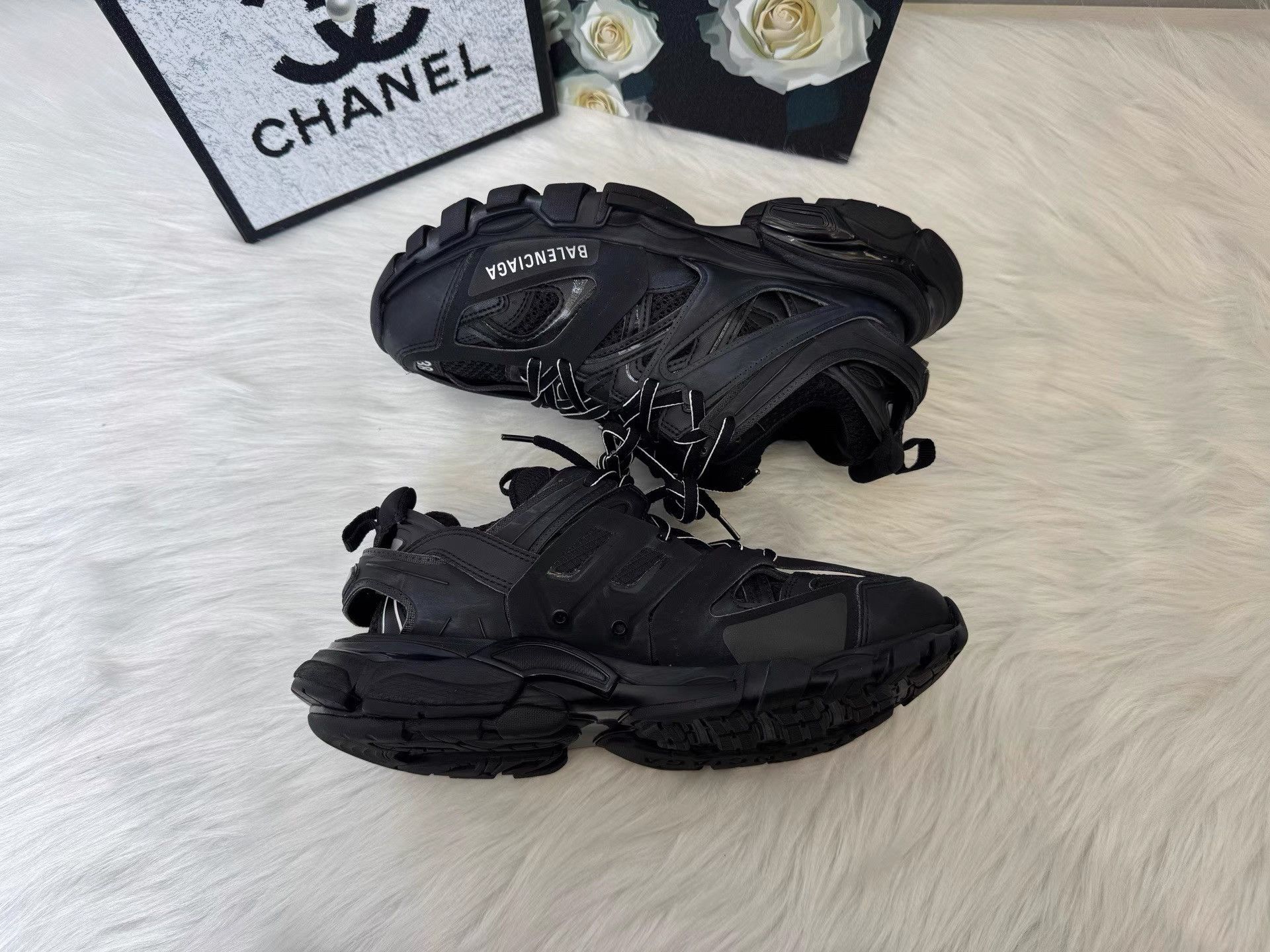 Balenciaga Balenciaga Warrior Embossed Black Chucky Shoes K38 Size US 8 / IT 38 - 6 Thumbnail