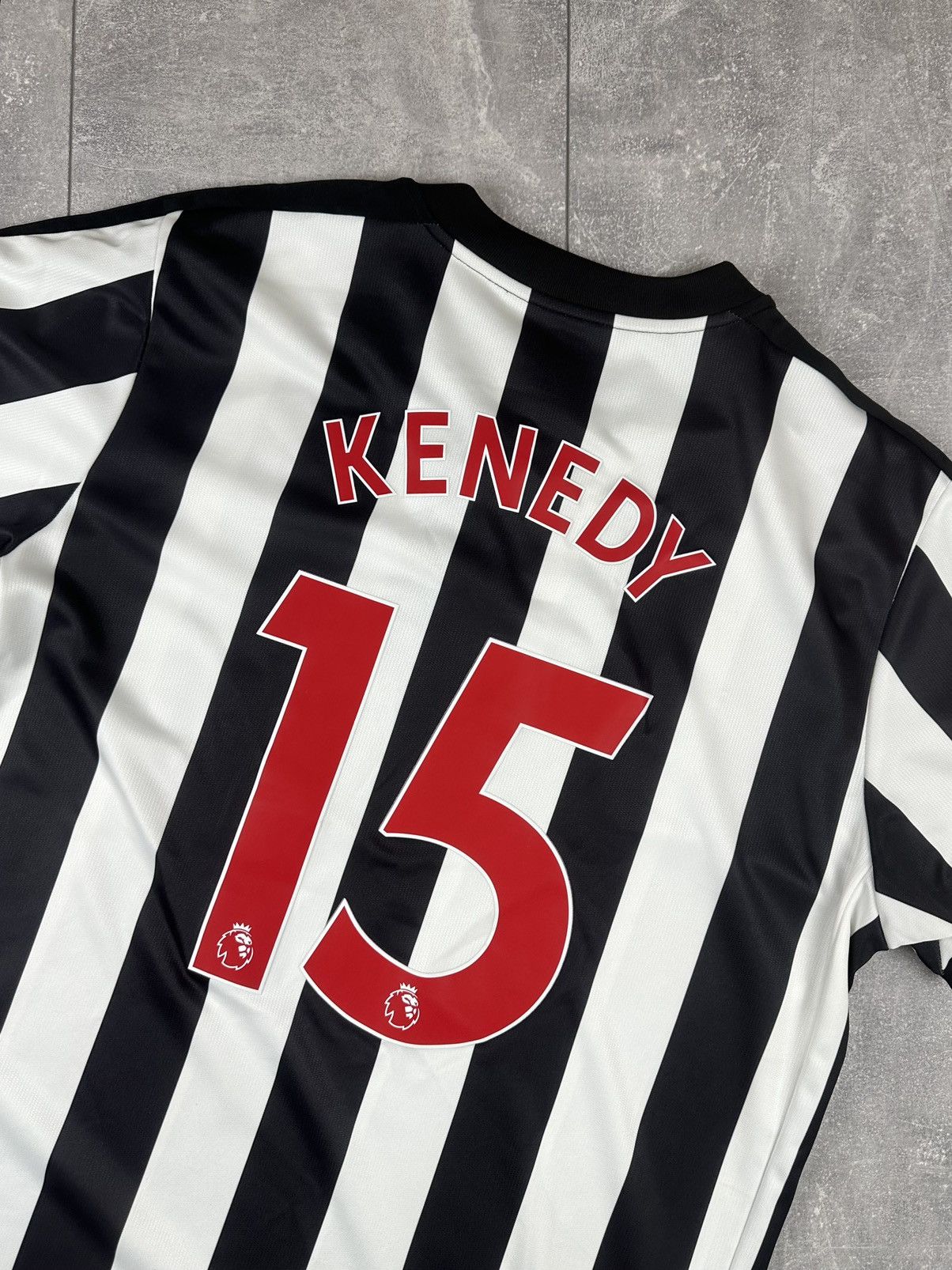 Puma Puma New Castle United 2017/18 Home 125Years #15 Kenedy Size US XL / EU 56 / 4 - 18 Thumbnail