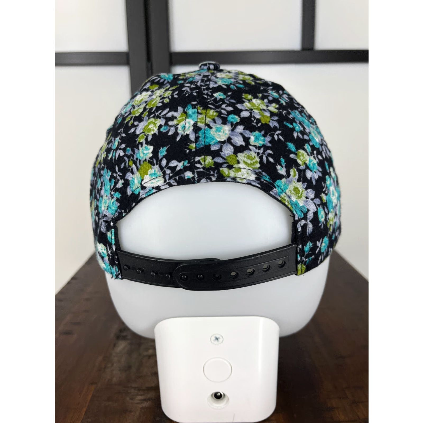 American Apparel American Apparel Hat Cap Snap Back Womens One Size Blue Pearl Floral Viscose Canvas Size ONE SIZE - 6 Thumbnail