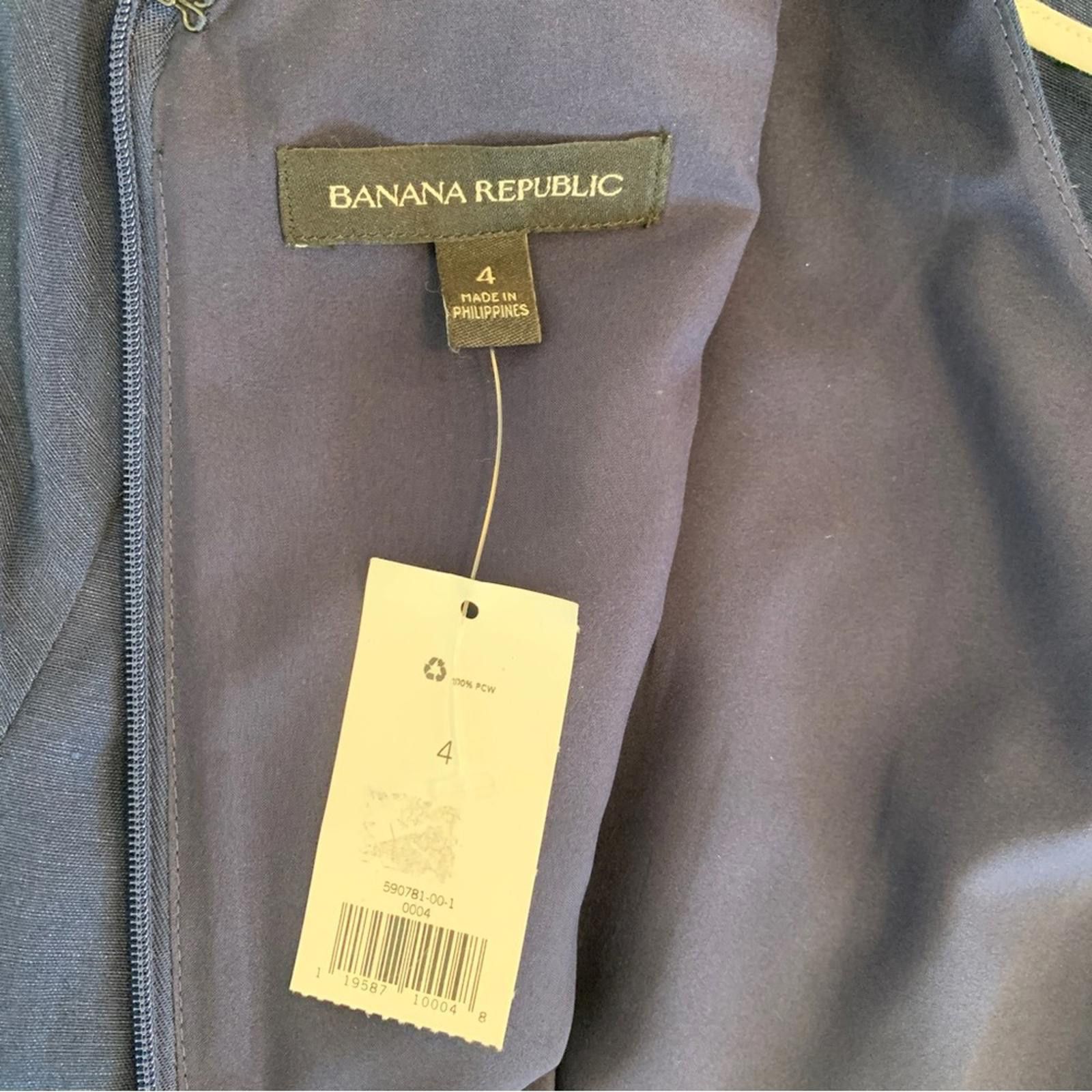 Banana Republic Banana Republic Navy Blue Dress with White Accents Size S / US 4 / IT 40 - 6 Thumbnail