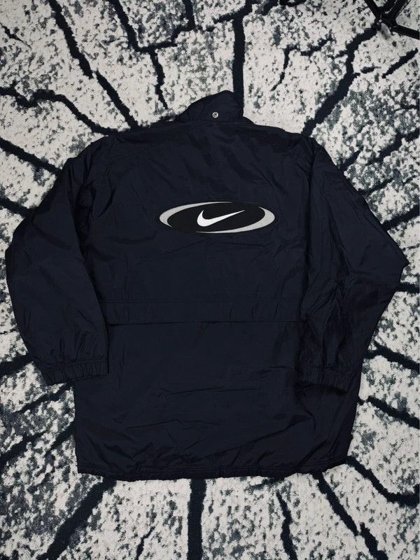 Nike 90s Nike Insulated Jacket Vintage Black Swoosh White L Size US L / EU 52-54 / 3 - 3 Thumbnail