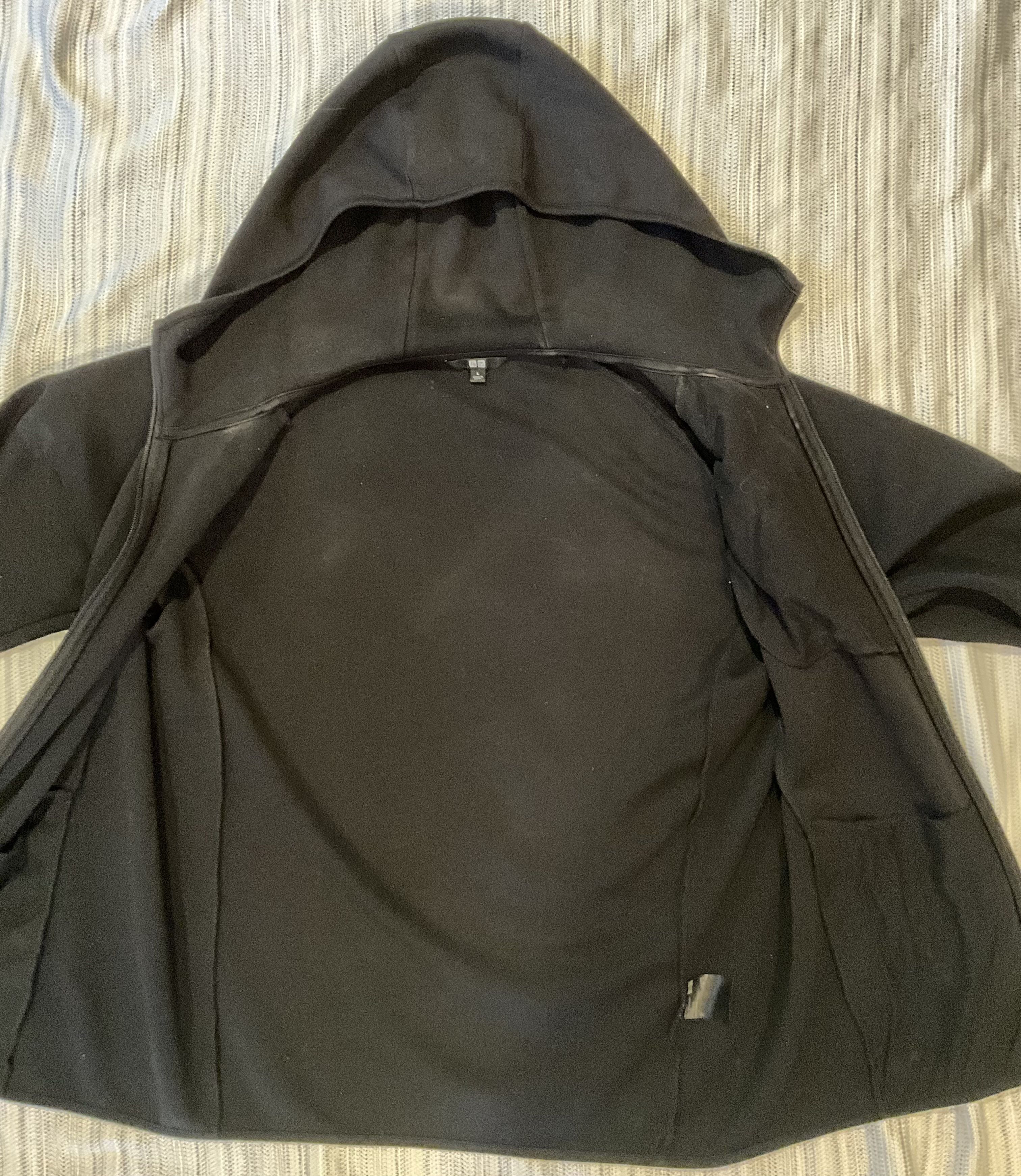 Uniqlo UNIQLO Full-Zip Hoodie w/ Chest Pocket – Black (Large) Size US L / EU 52-54 / 3 - 14 Thumbnail