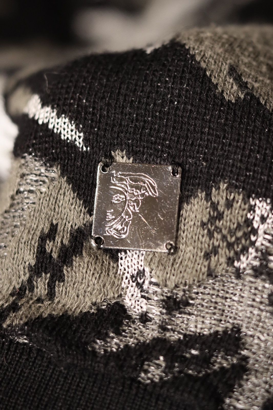 Versace × Versace Jeans Couture Versace V-Neck Sweater Size US L / EU 52-54 / 3 - 5 Thumbnail