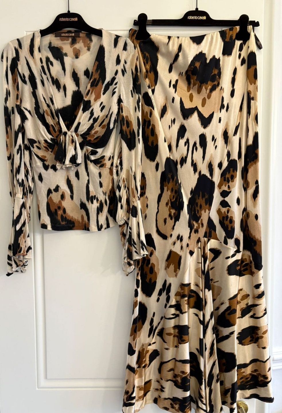 Roberto Cavalli Roberto Cavalli 2 Piece Set Size 27" / US 4 / IT 40 - 2 Thumbnail