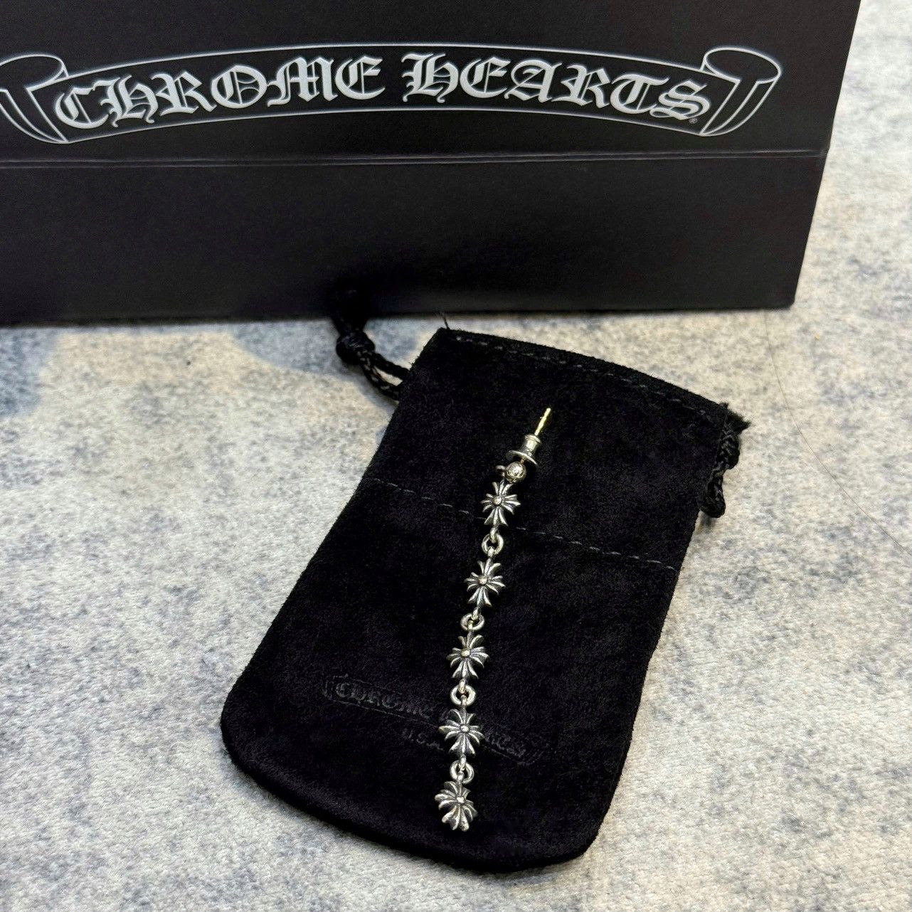 Chrome Hearts Chrome Hearts Tiny E CH Plus Drop 5 earring silver Size ONE SIZE - 1 Thumbnail