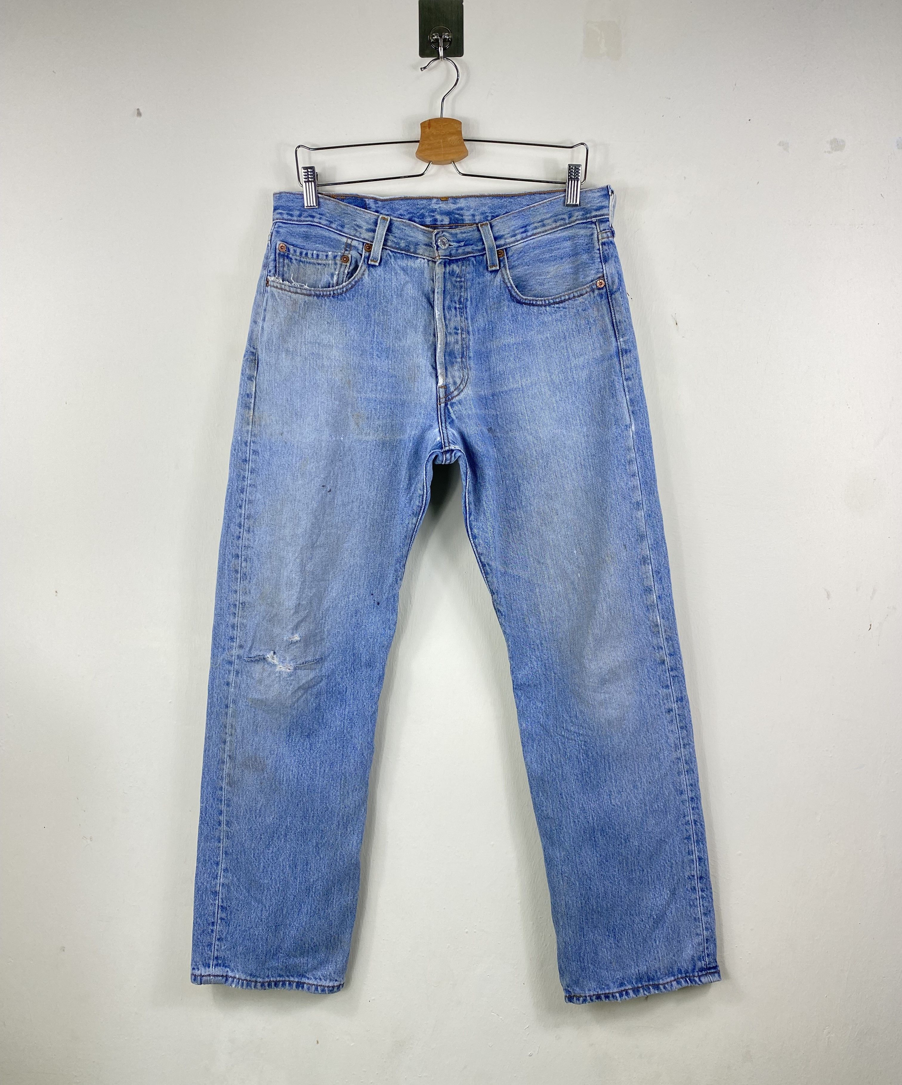 Vintage Levis 501 90s distressed dirty denim W33x29 inch