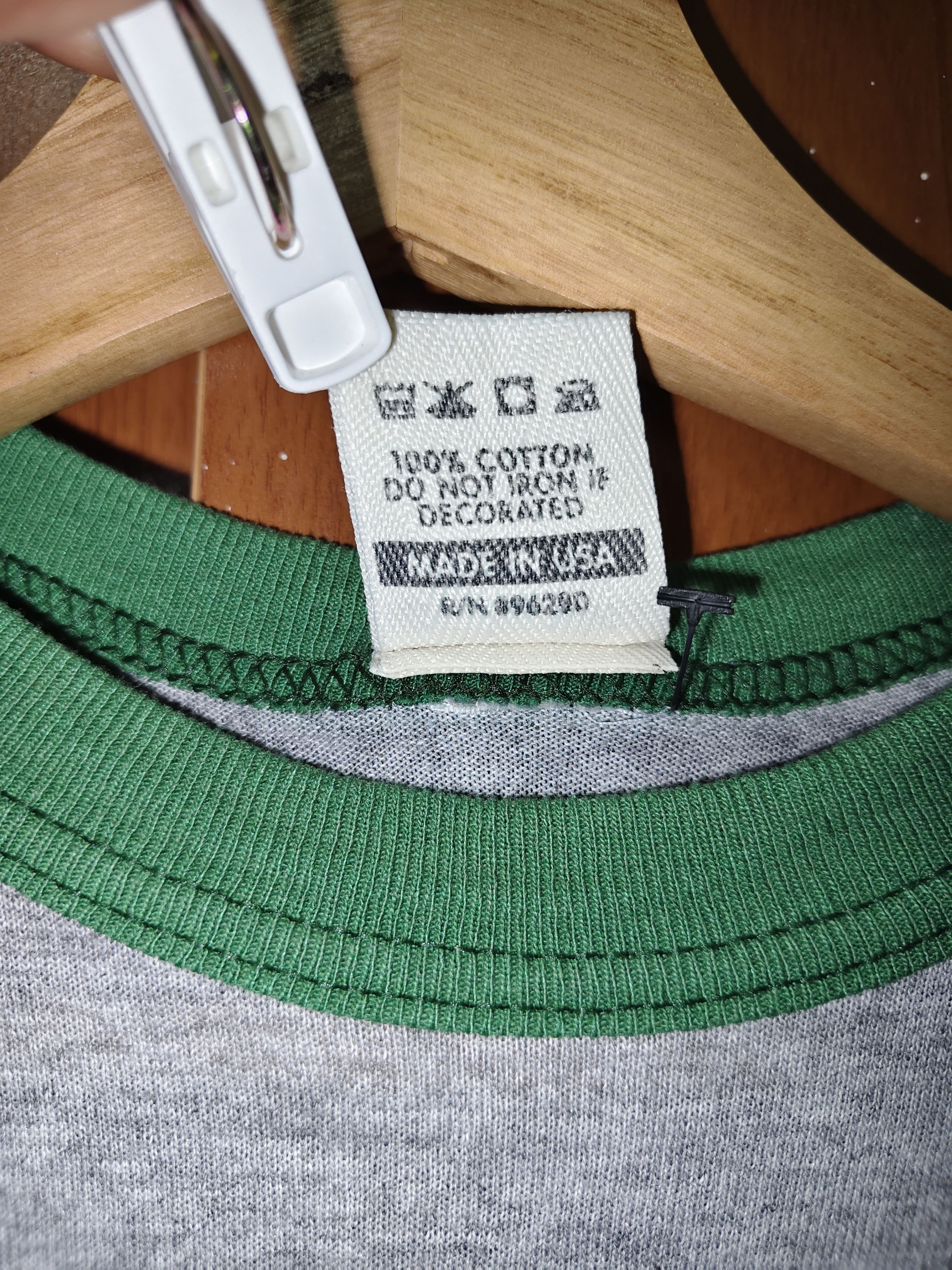 Other Vintage Y2K XLarge Raglan Tshirt Made in USA Size US M / EU 48-50 / 2 - 9 Thumbnail