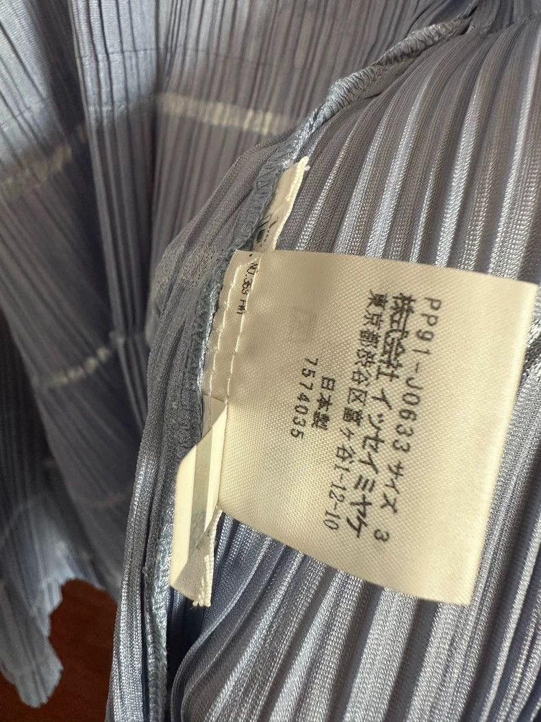 Issey Miyake Issey Miyake size:3 A light grey pleated cardigan Size XS / US 0-2 / IT 36-38 - 4 Thumbnail