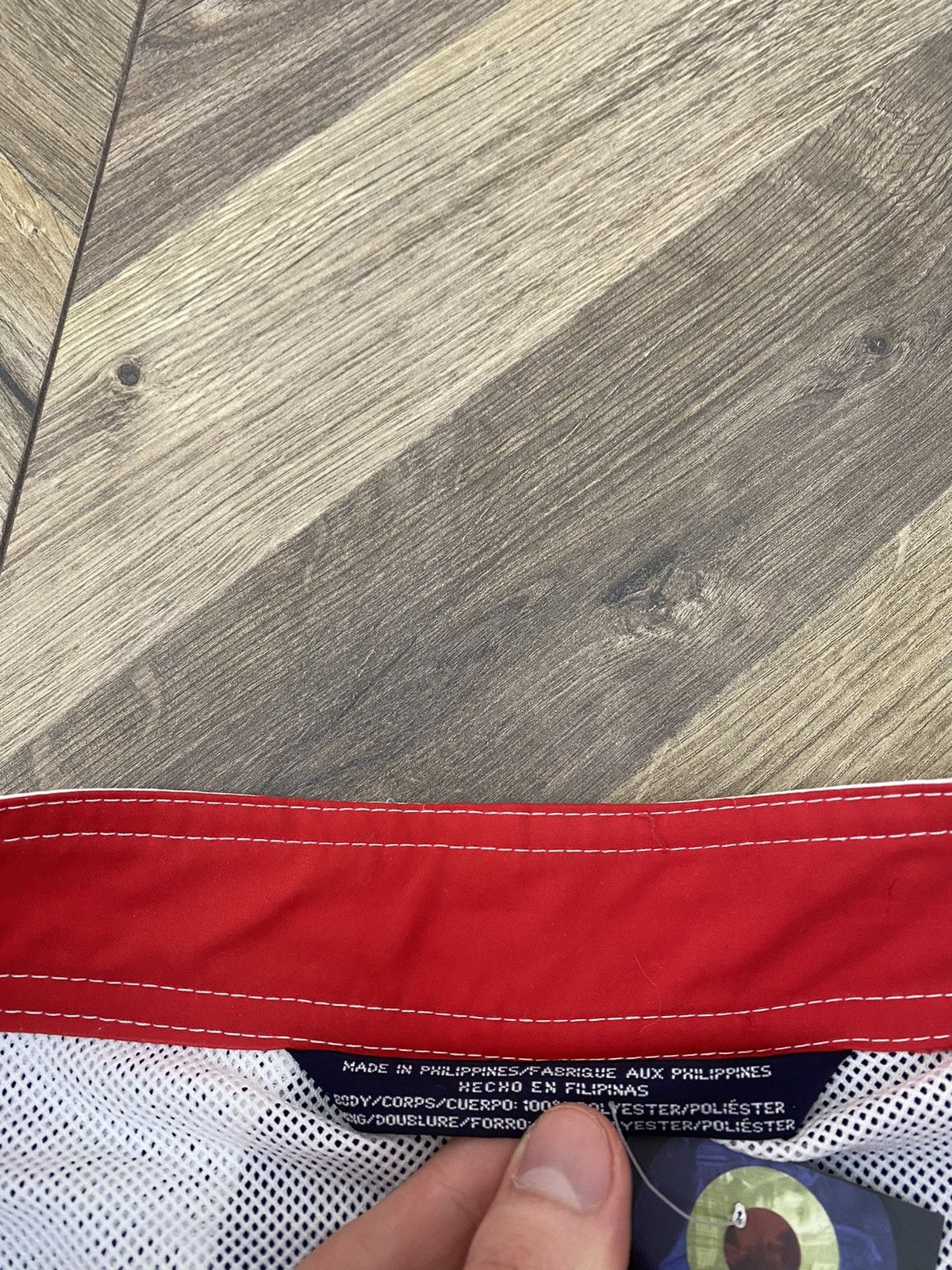 Tommy Hilfiger × Vintage Vintage Tommy Hilfiger 90s style shorts Size US 35 - 6 Thumbnail