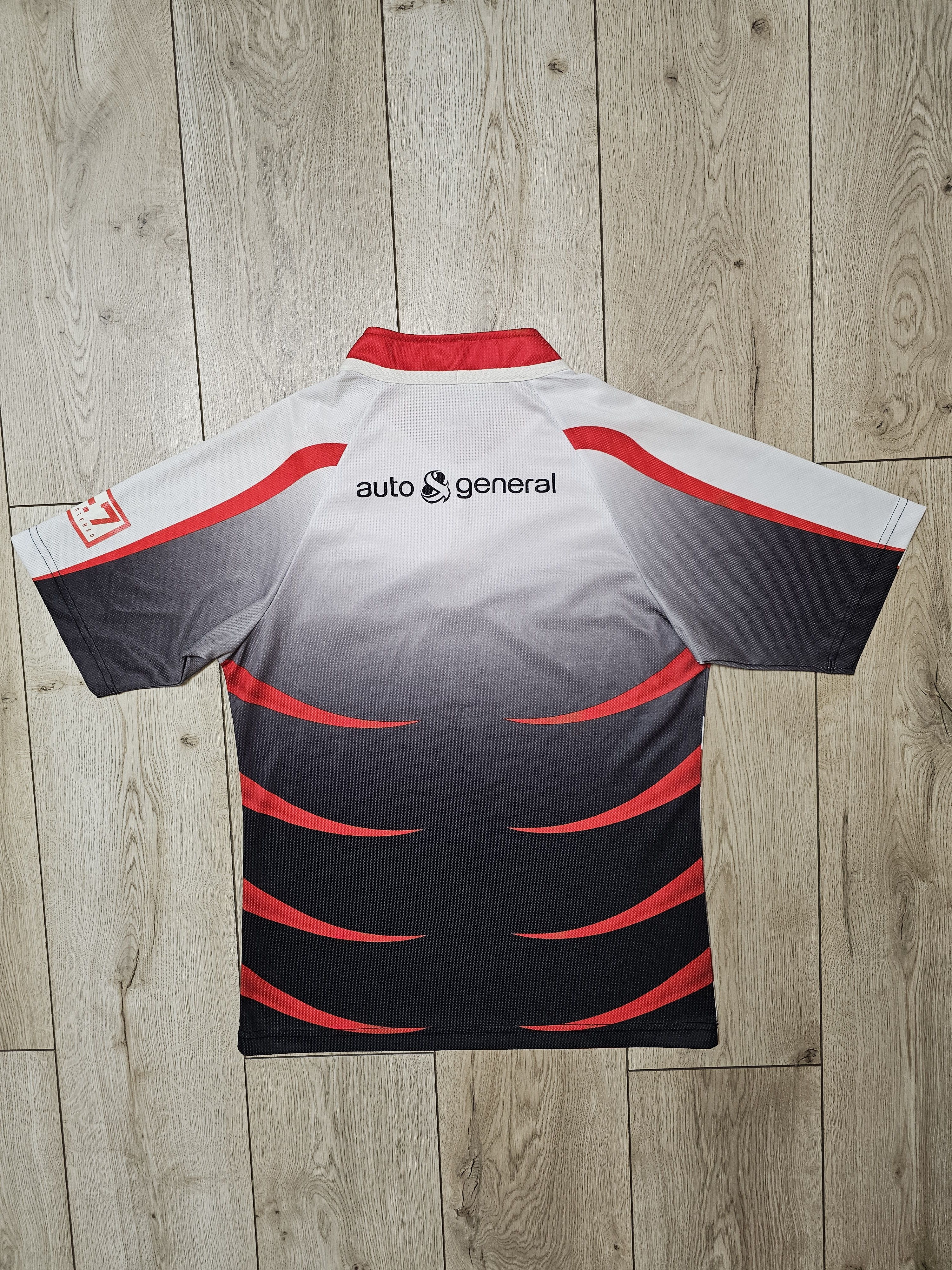 Vintage LIONS RUGBY JERSEY VINTAGE 2010 SOUTH AFRICA RUGBY JERSEY Size US S / EU 44-46 / 1 - 2 Thumbnail