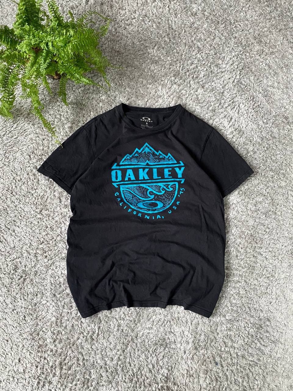 Oakley Oakley T-Shirt Streetwear Big Logo Vintage Rare Outdoor Y2k Size US S / EU 44-46 / 1 - 1 Thumbnail