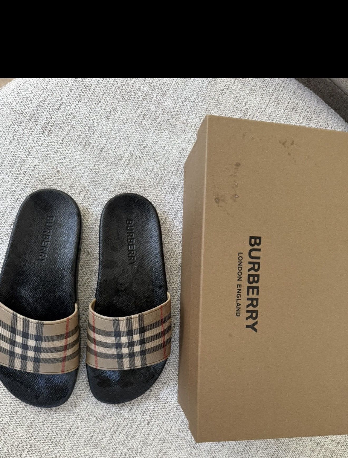 Burberry Burberry slides Size US 9.5 / EU 42-43 - 2 Thumbnail