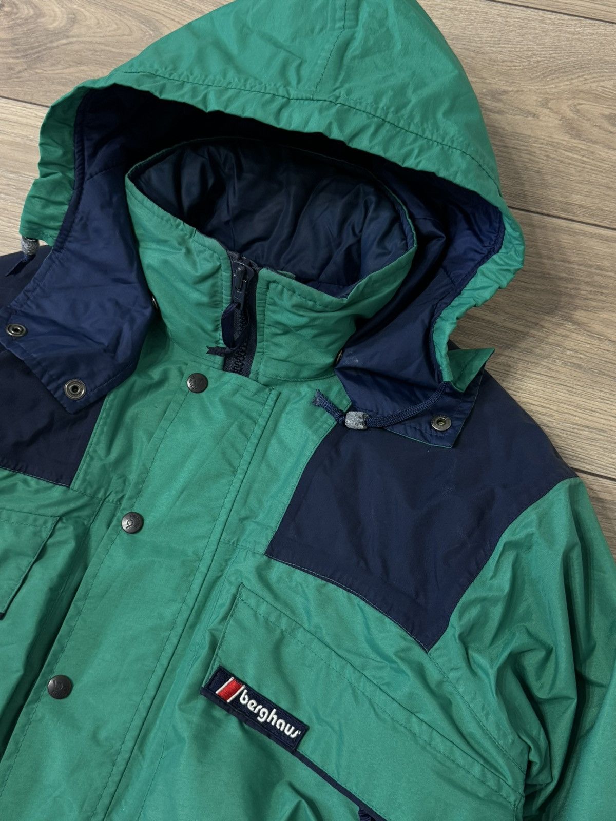 Berghaus Vintage Berghaus Serac Extrem 90s Gore-Tex Size S Size US S / EU 44-46 / 1 - 4 Thumbnail