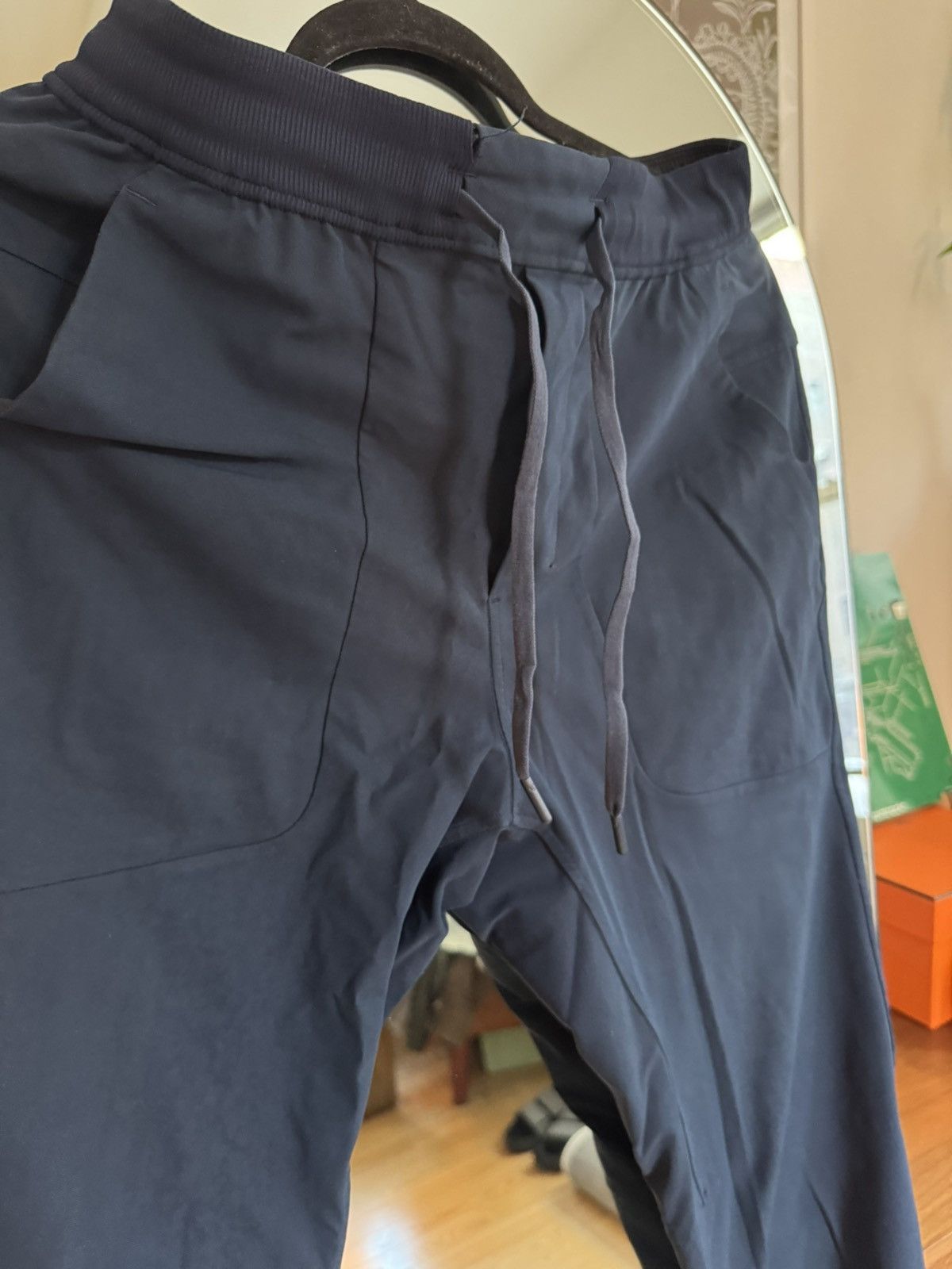 Lululemon Lululemon ABC Sweatpants Size US 30 / EU 46 - 2 Thumbnail