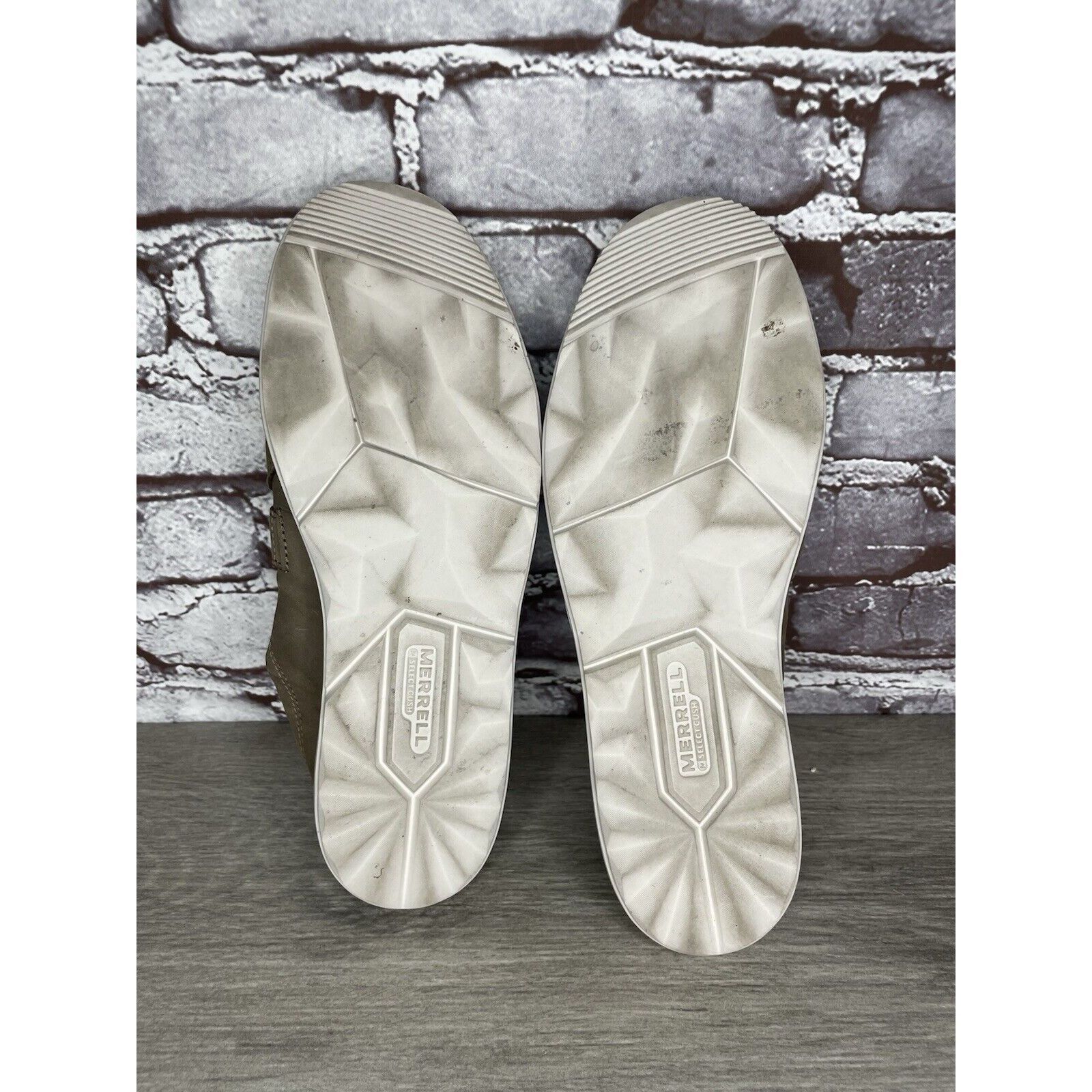 Merrell Merrell Perforated Gray Nubuck Around Town City Slip On Shoe Size US 9.5 / IT 39.5 - 9 Thumbnail