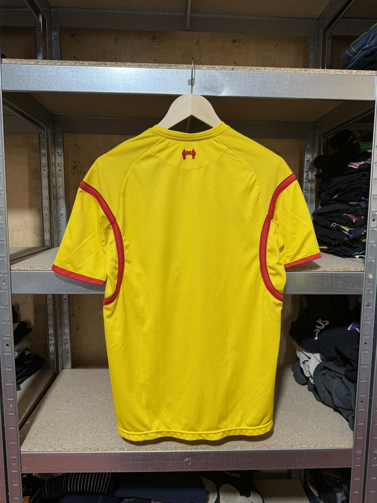 Vintage × Warrior Warrior Liverpool 2014 2015 Away Soccer Football Jersey Size US S / EU 44-46 / 1 - 2 Thumbnail