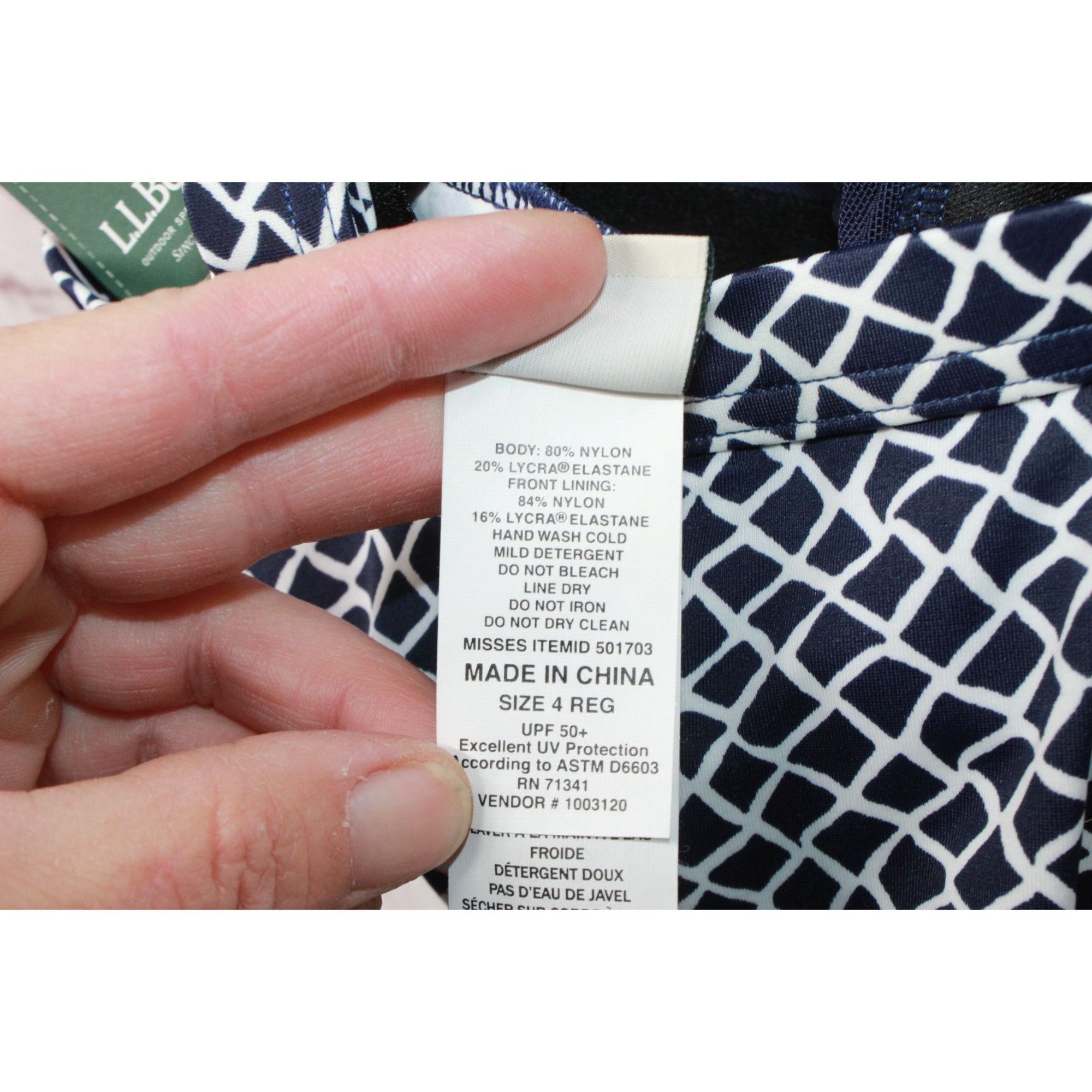 L.L. Bean LL Bean Lightly Padded Shelf Bra Adjustable Straps Tankini Size S / US 4 / IT 40 - 8 Thumbnail