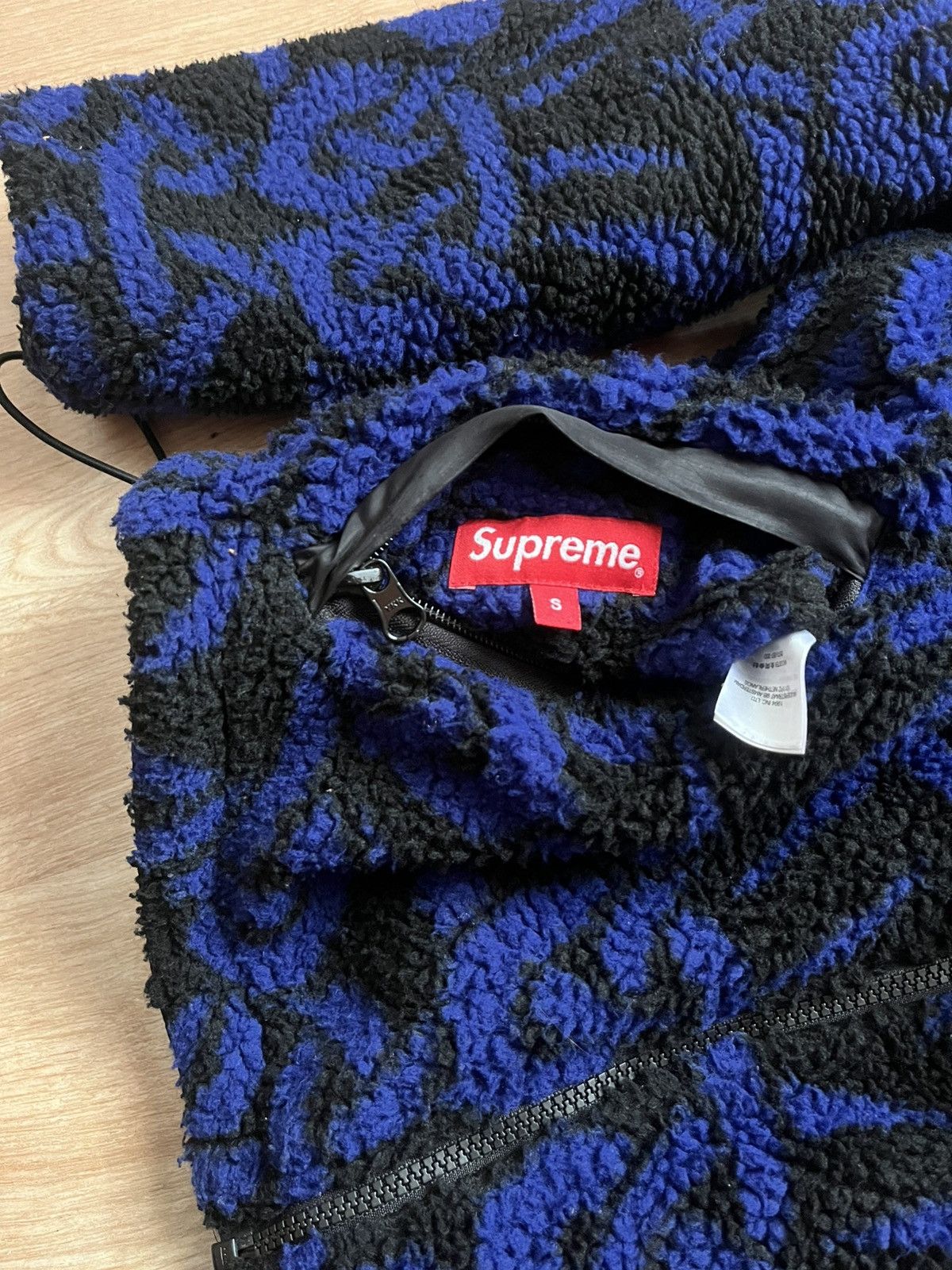 Goretex Supreme Celtic Knot Reversible WINDSTOPPER® Fleece Size US S / EU 44-46 / 1 - 4 Thumbnail