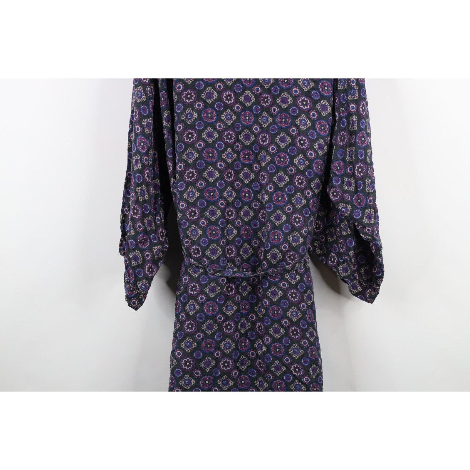 Vintage Vintage 90s Streetwear Mens One Size Faded Belted Geometric Size US L / EU 52-54 / 3 - 17 Thumbnail