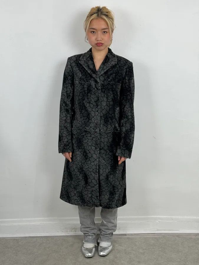 Versace 2000s Versace Grey Dark Shell Long Coat Size US XS / EU 42 / 0 - 2 Thumbnail