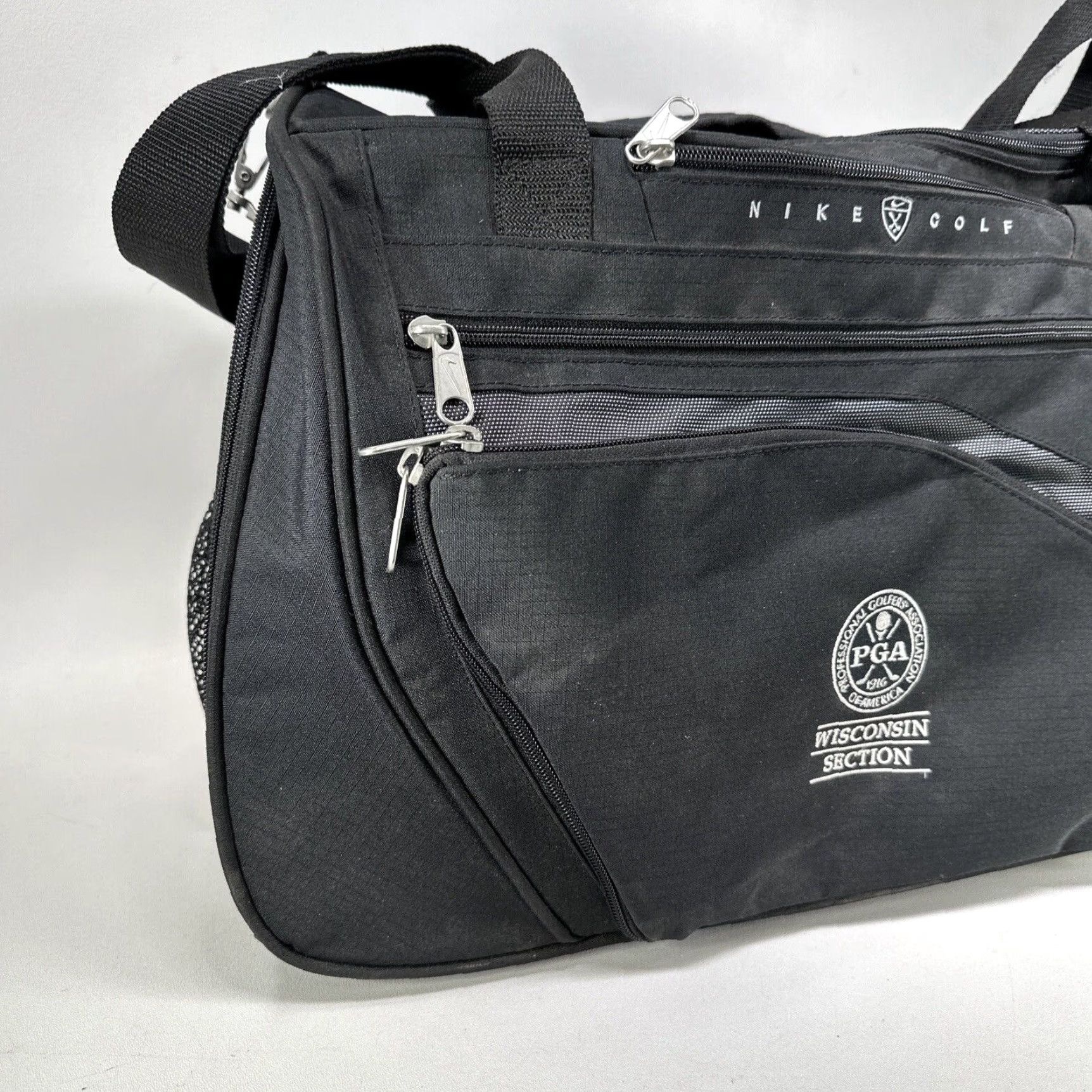 Nike VINTAGE Nike PGA Wisconsin Section Duffle Weekend Bag Big Blue Nike Golf Bag Duffle Mens Womens Unisex 90s Duffle Bag Size ONE SIZE - 2 Thumbnail