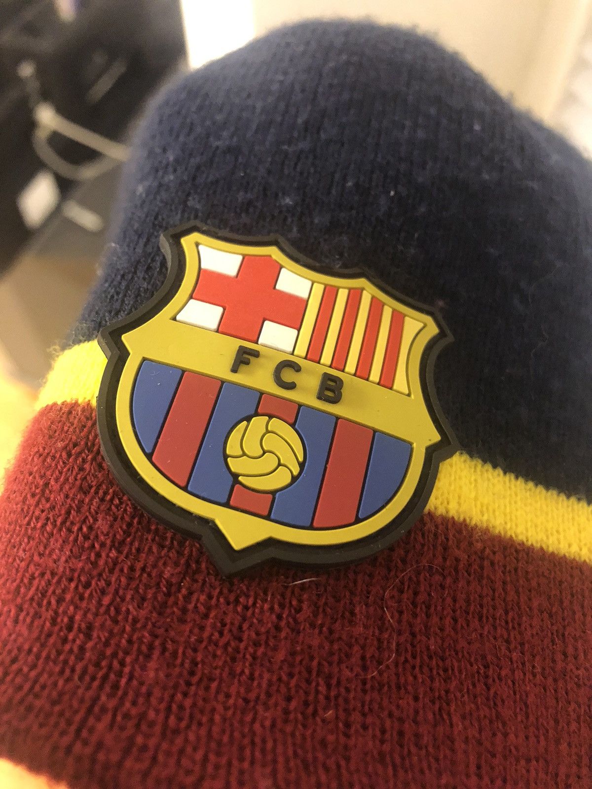 Vintage FC BARCELONA OFFICIAL FOOTBALL SOCCER BEANIE HAT Size ONE SIZE - 2 Thumbnail