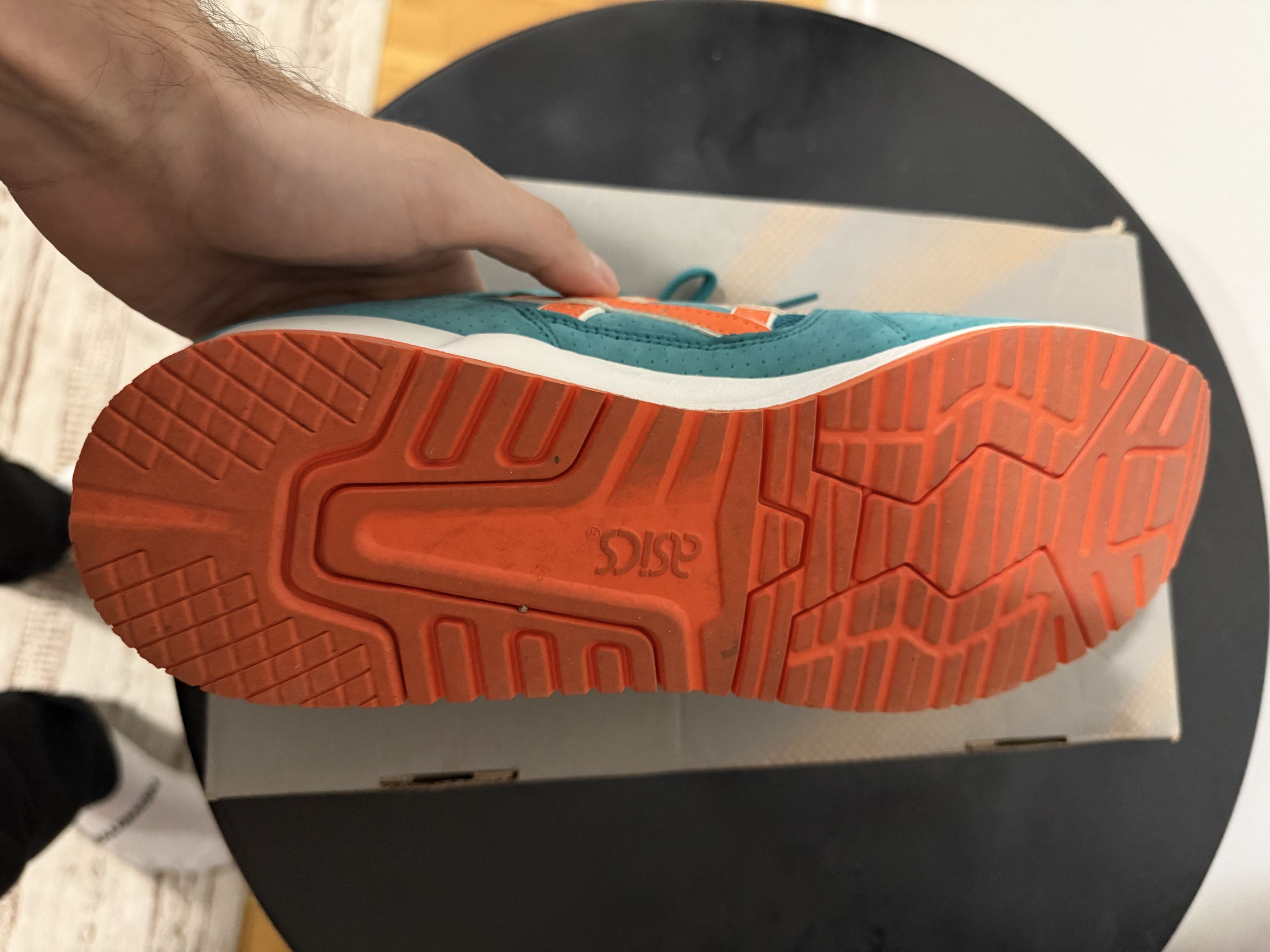 Asics × Kith Asics x Kith Gel Lyte III Miami Edition Size US 12 / EU 45 - 8 Thumbnail