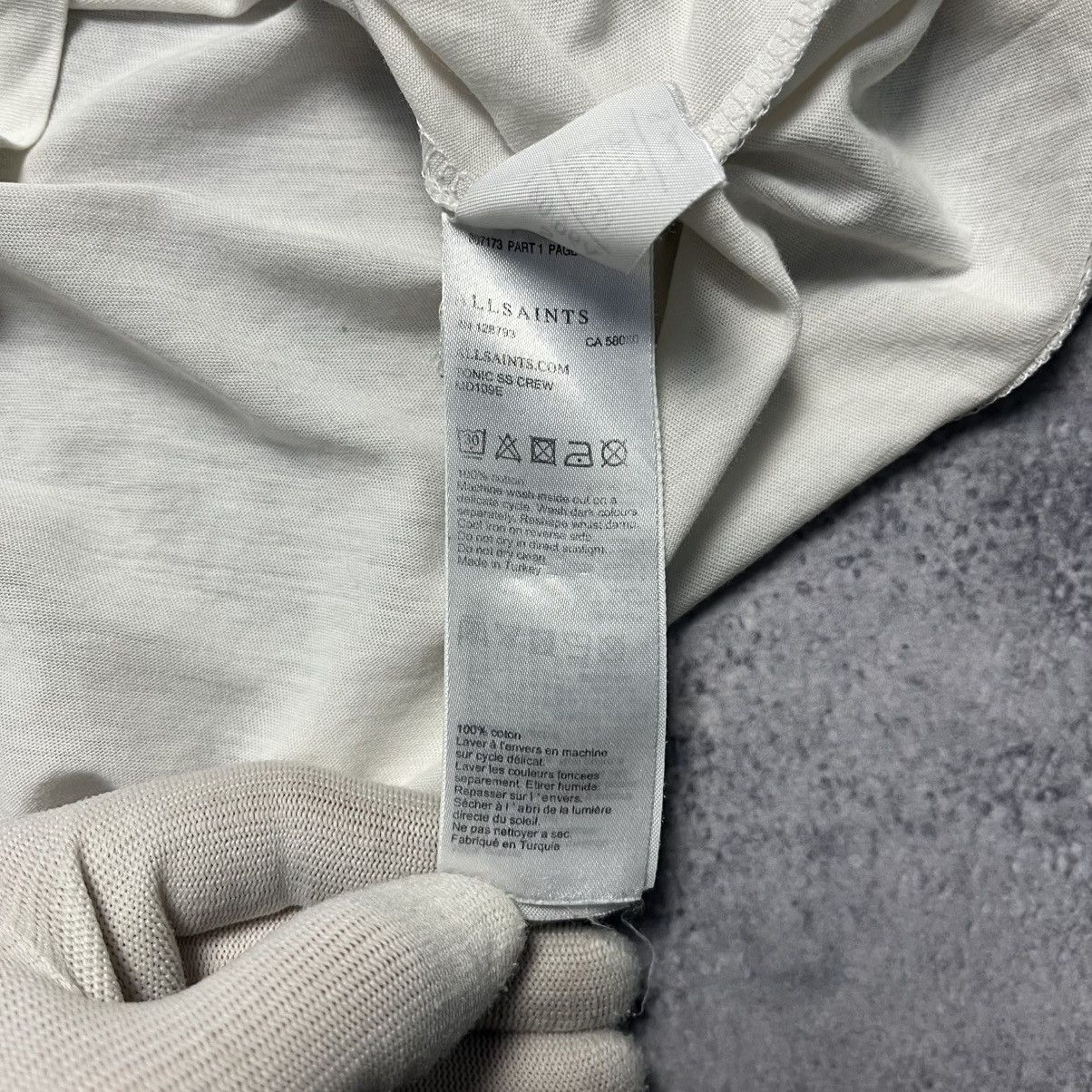 Allsaints Vintage Allsaints White Basic Tee Streetwear Y2K Designer Size US S / EU 44-46 / 1 - 8 Thumbnail