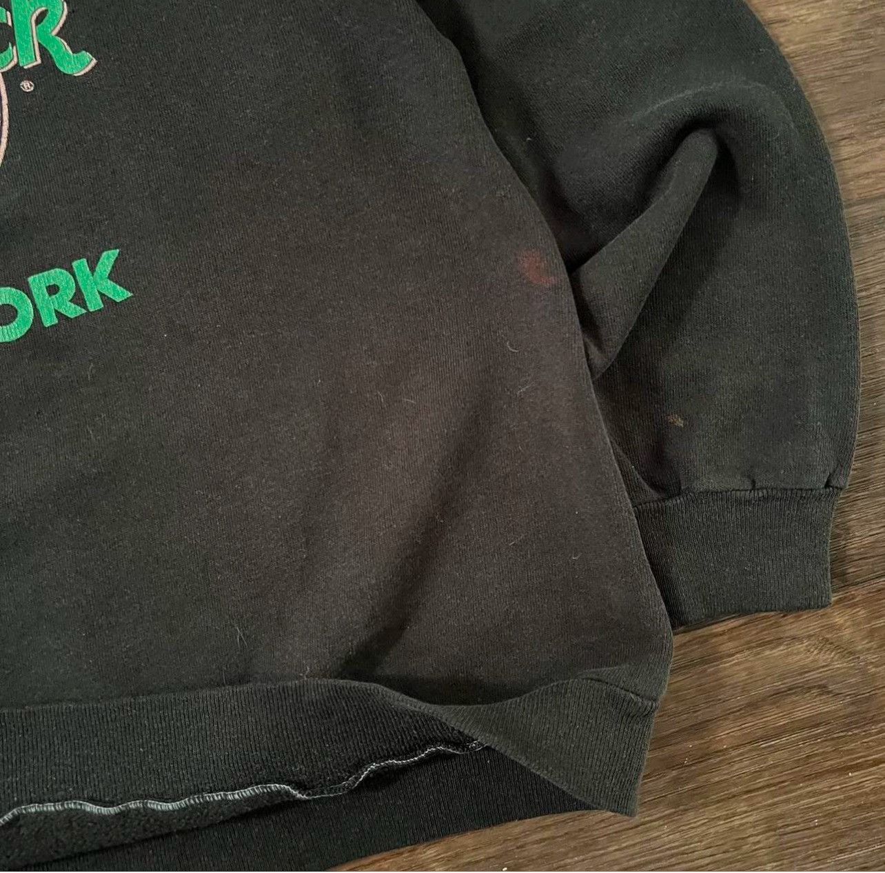Hard Rock Cafe Sun faded 1980s boxy Raglan New York City hard rock crewneck Size US L / EU 52-54 / 3 - 4 Thumbnail