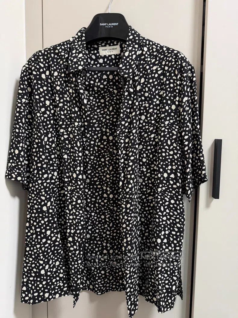 Saint Laurent Paris Saint Laurent Paris Polka Dot Short Sleeve Shirt Size XS / US 0-2 / IT 36-38 - 1 Thumbnail