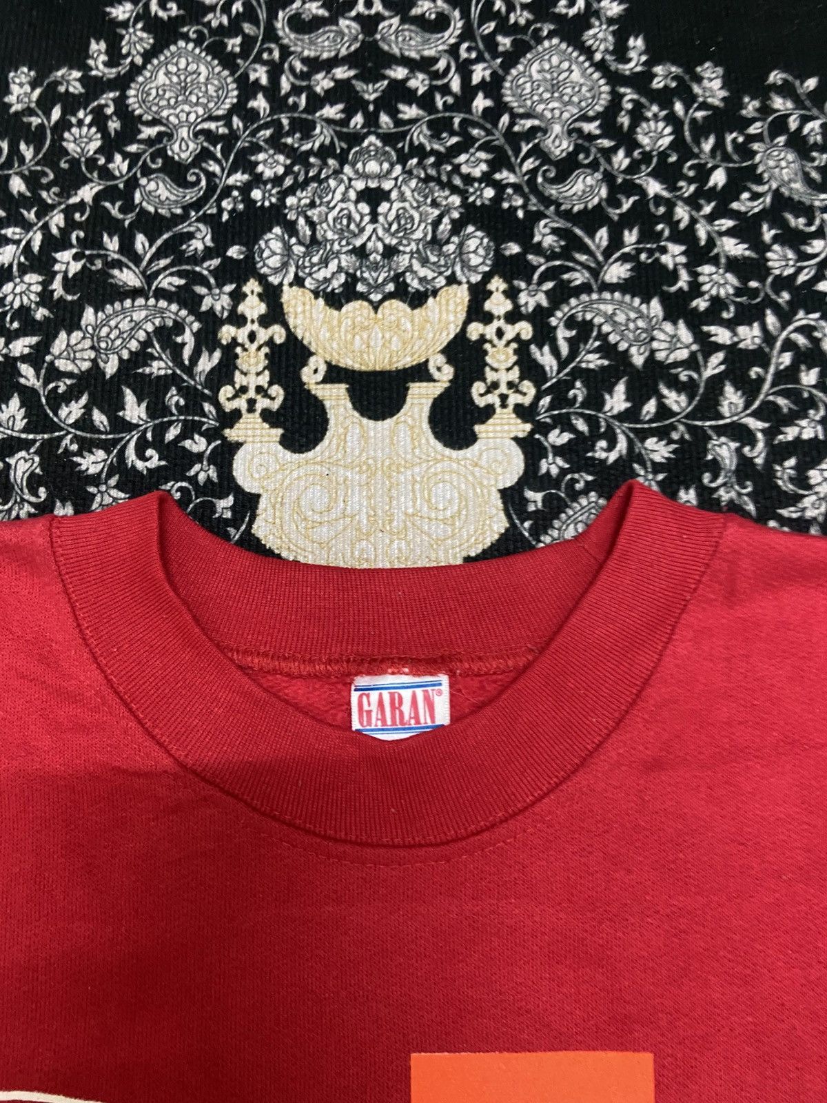 NBA 🔥Rare🔥Vintage 90s NBA Chicago Bull Sweatshirt Size US XL / EU 56 / 4 - 4 Thumbnail