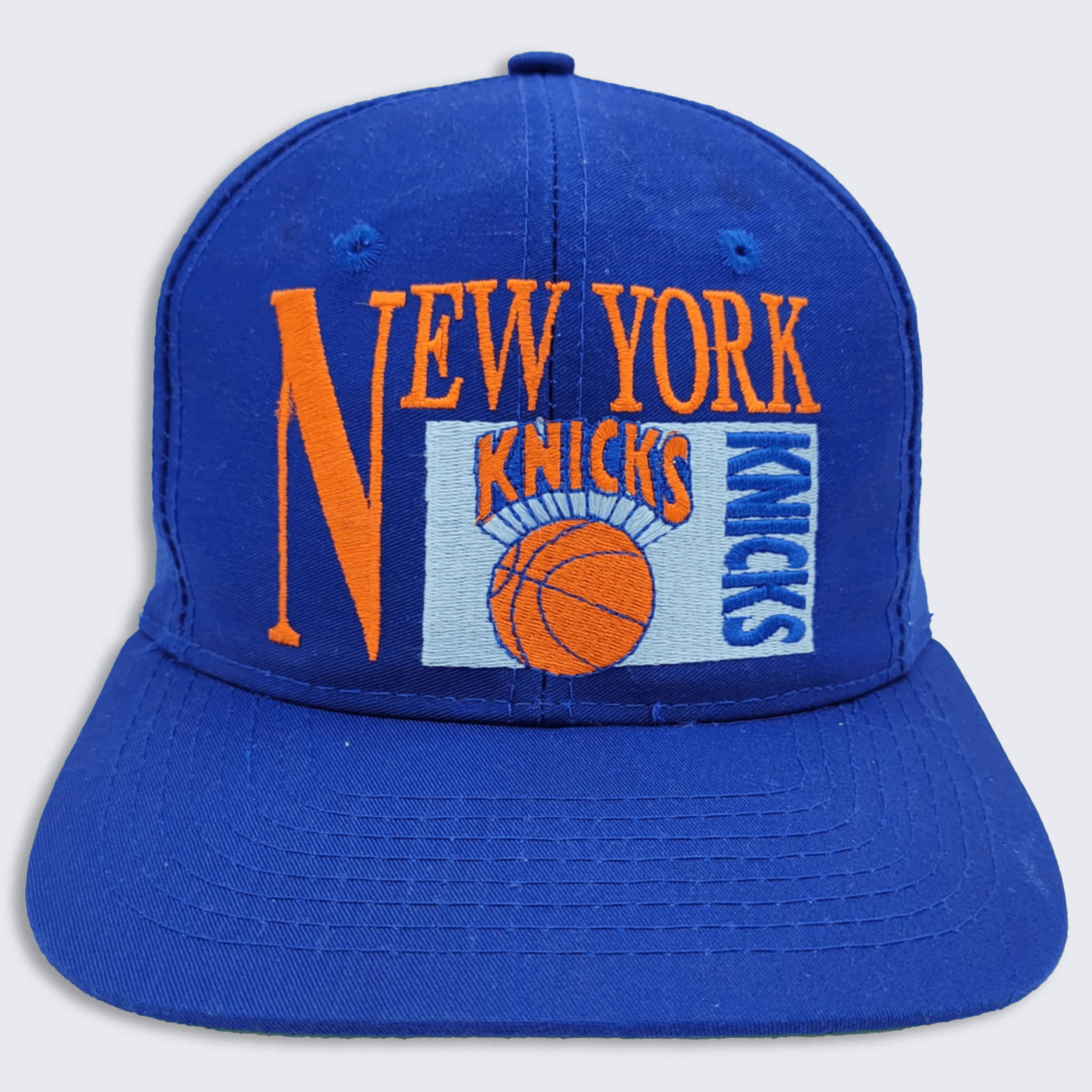 Vintage deals 90s New York Knicks Splash Hat Snapback Cap NBA Logo Athletic Taiwan NY