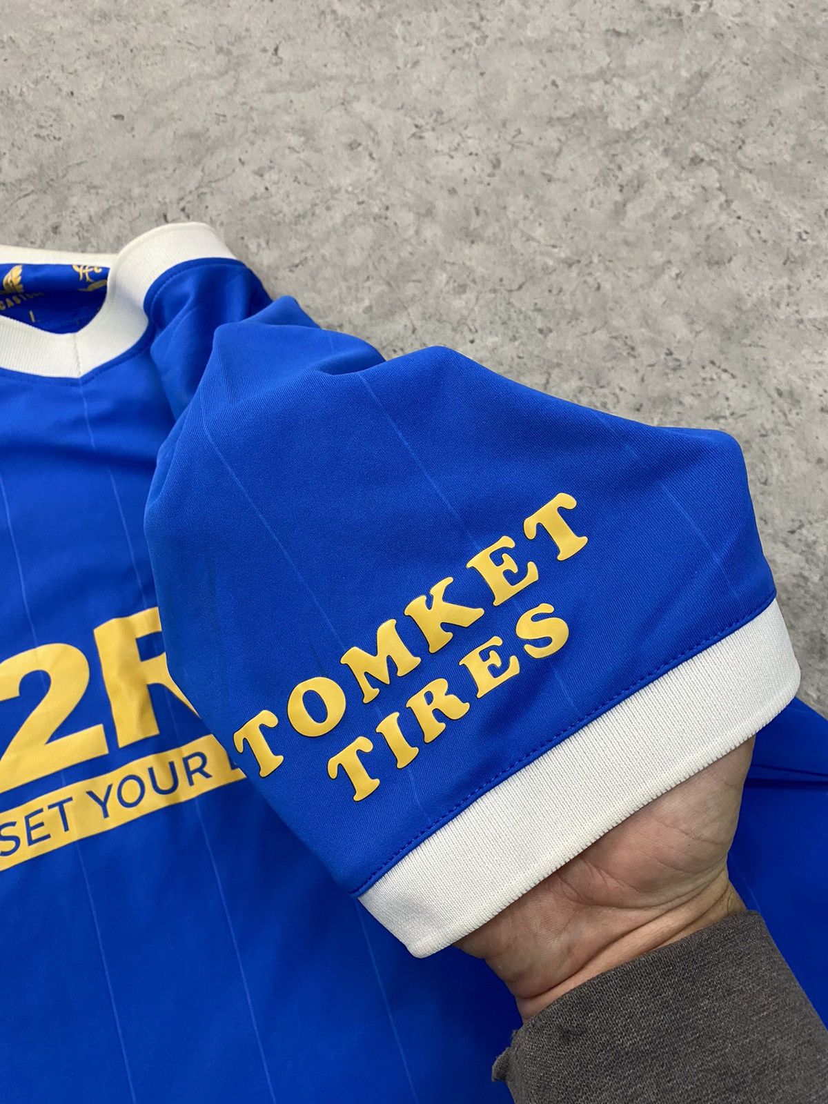 Vintage Castore Glasgow Rangers 2021 2022 home soccer jersey Size US L / EU 52-54 / 3 - 3 Thumbnail