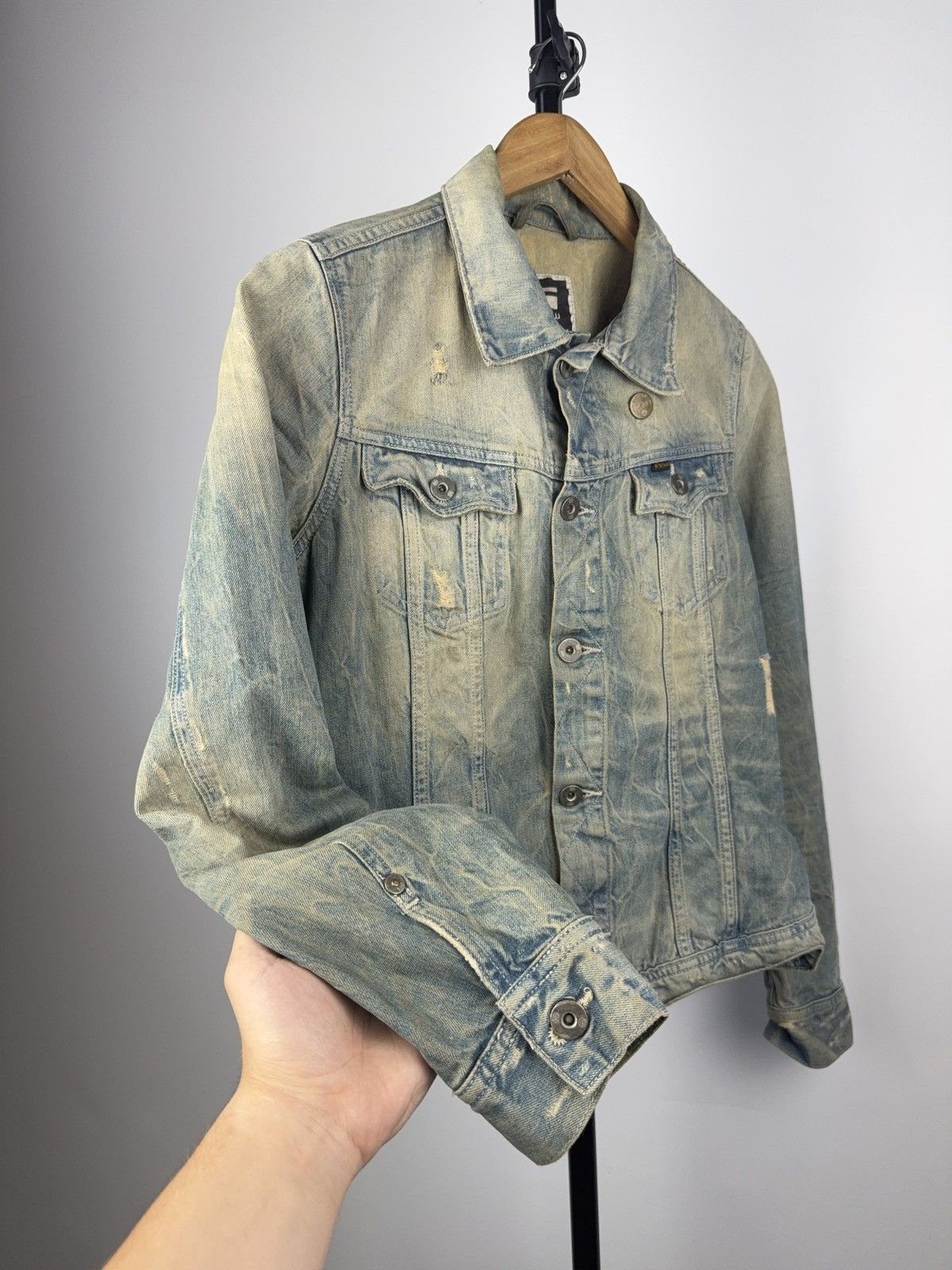 G-Star × Japanese Brand G-Star RAW Women’s Distressed Denim Jacket Light Wash Size M Size M / US 6-8 / IT 42-44 - 5 Thumbnail