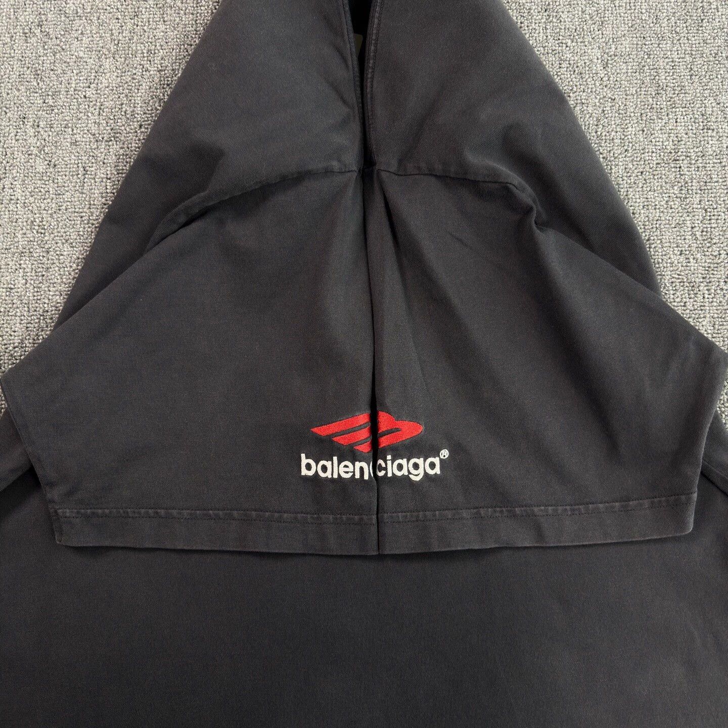 Balenciaga Balenciaga 3B Sports Logo Black Short S Near New Size US S / EU 44-46 / 1 - 6 Thumbnail