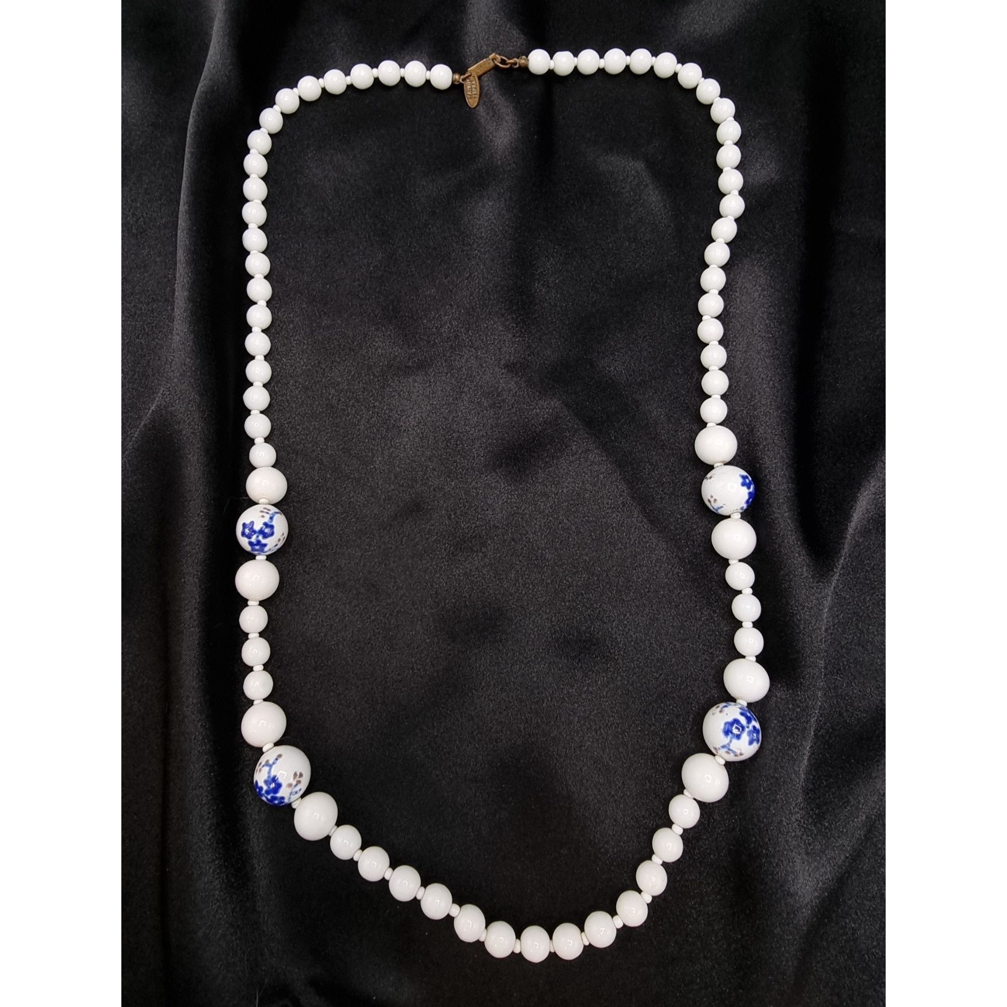 Miriam Haskell Vintage Miriam Haskell 1950s White Beaded Necklace With Blue Size ONE SIZE - 2 Thumbnail