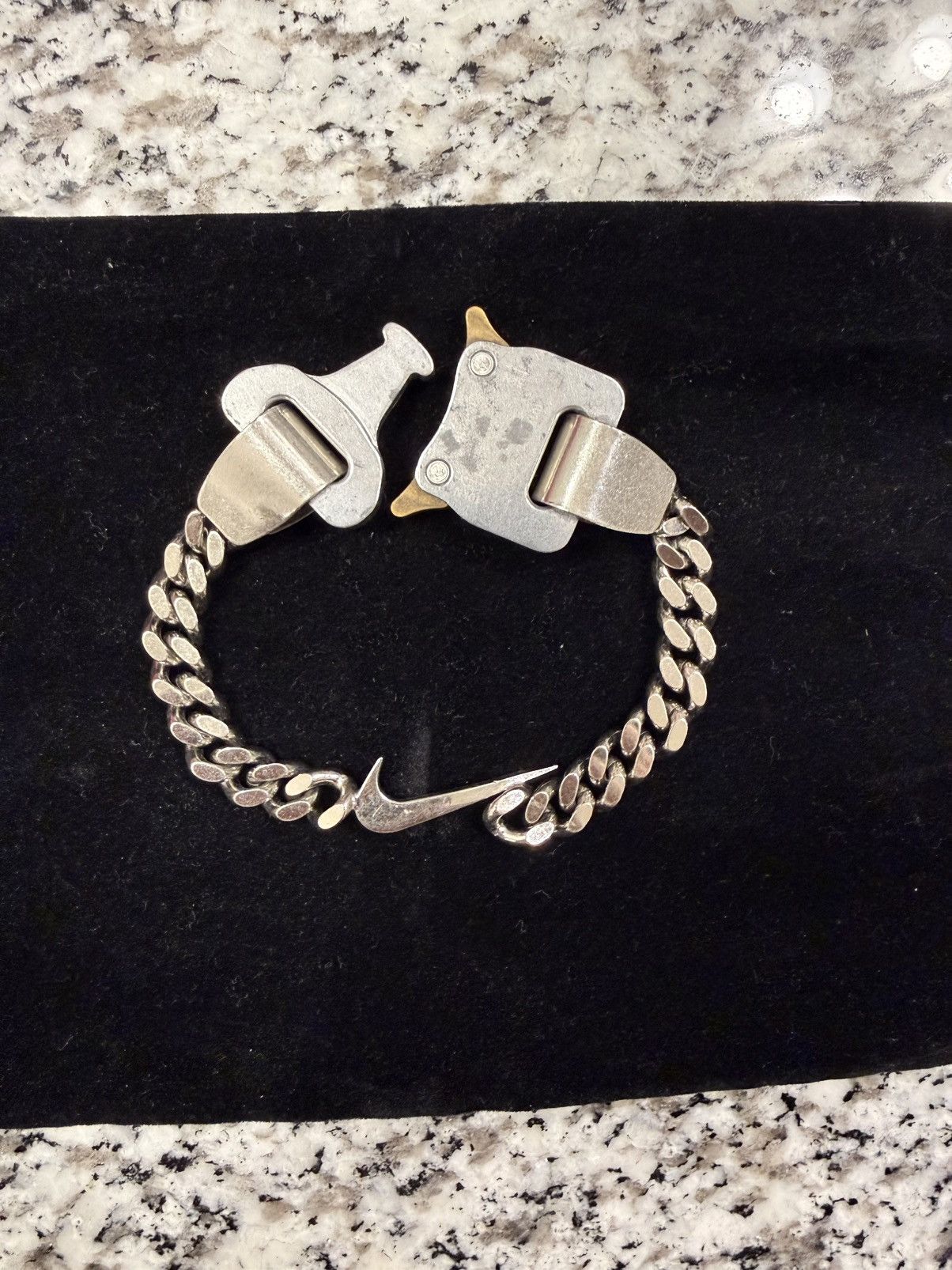 1017 ALYX 9SM × Nike Nike x 1017 Alyx 9SM Bracelet Size ONE SIZE - 1 Thumbnail