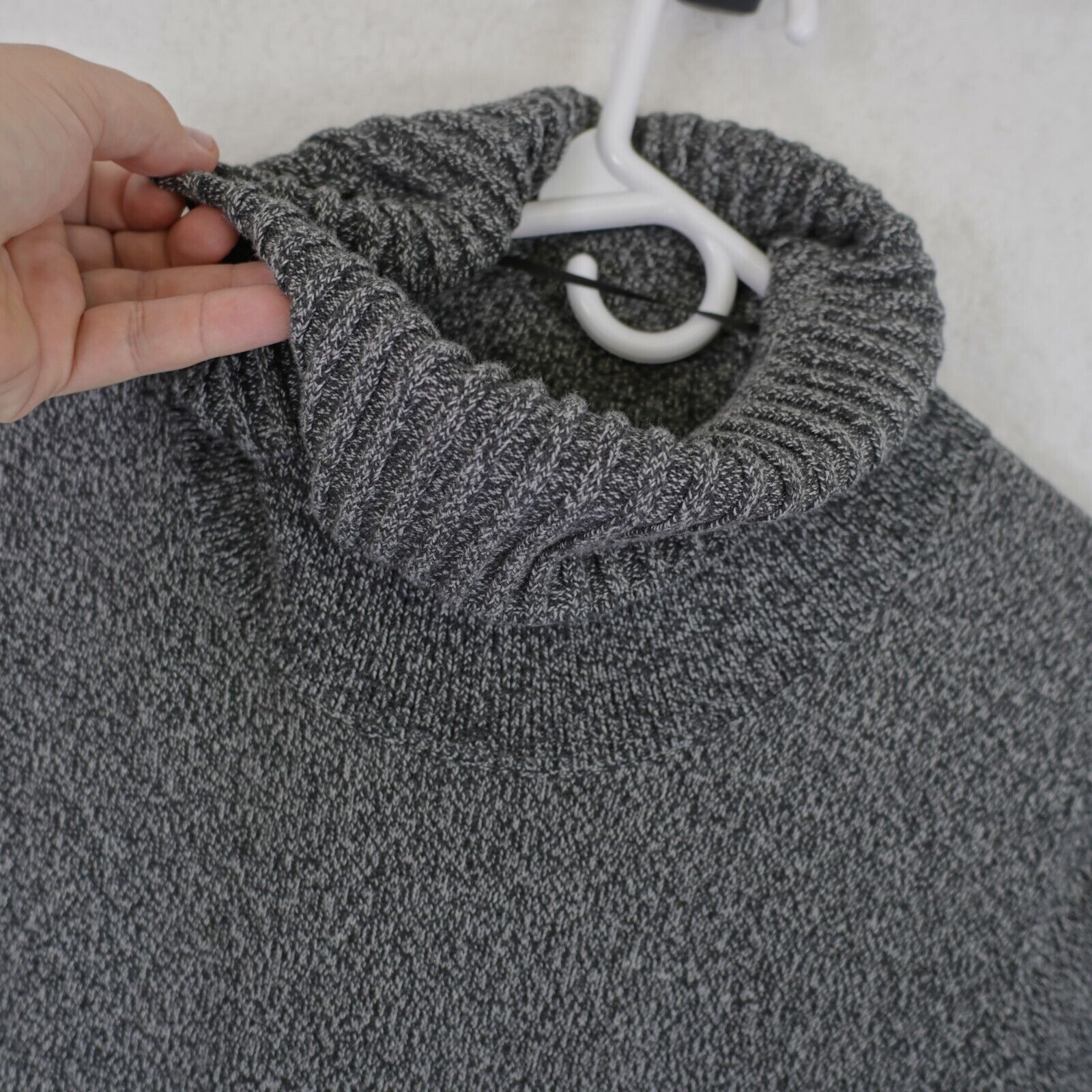 Tommy Hilfiger Tommy Hilfiger Gray Cowl Neck Short Sleeve Sweater Large Cot Size L / US 10 / IT 46 - 4 Thumbnail