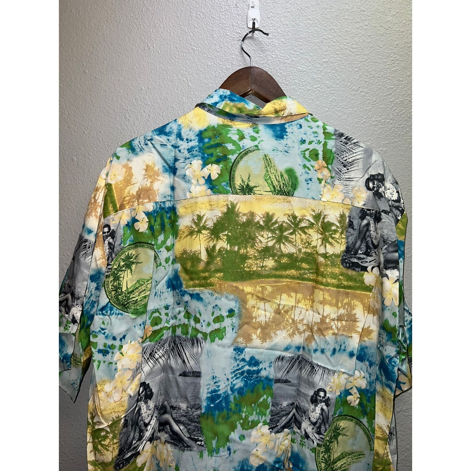 Tori Richard Vintage Tori Richard Hawaii Button Up Shirt Hawaiian VTG XL Size US XL / EU 56 / 4 - 8 Thumbnail