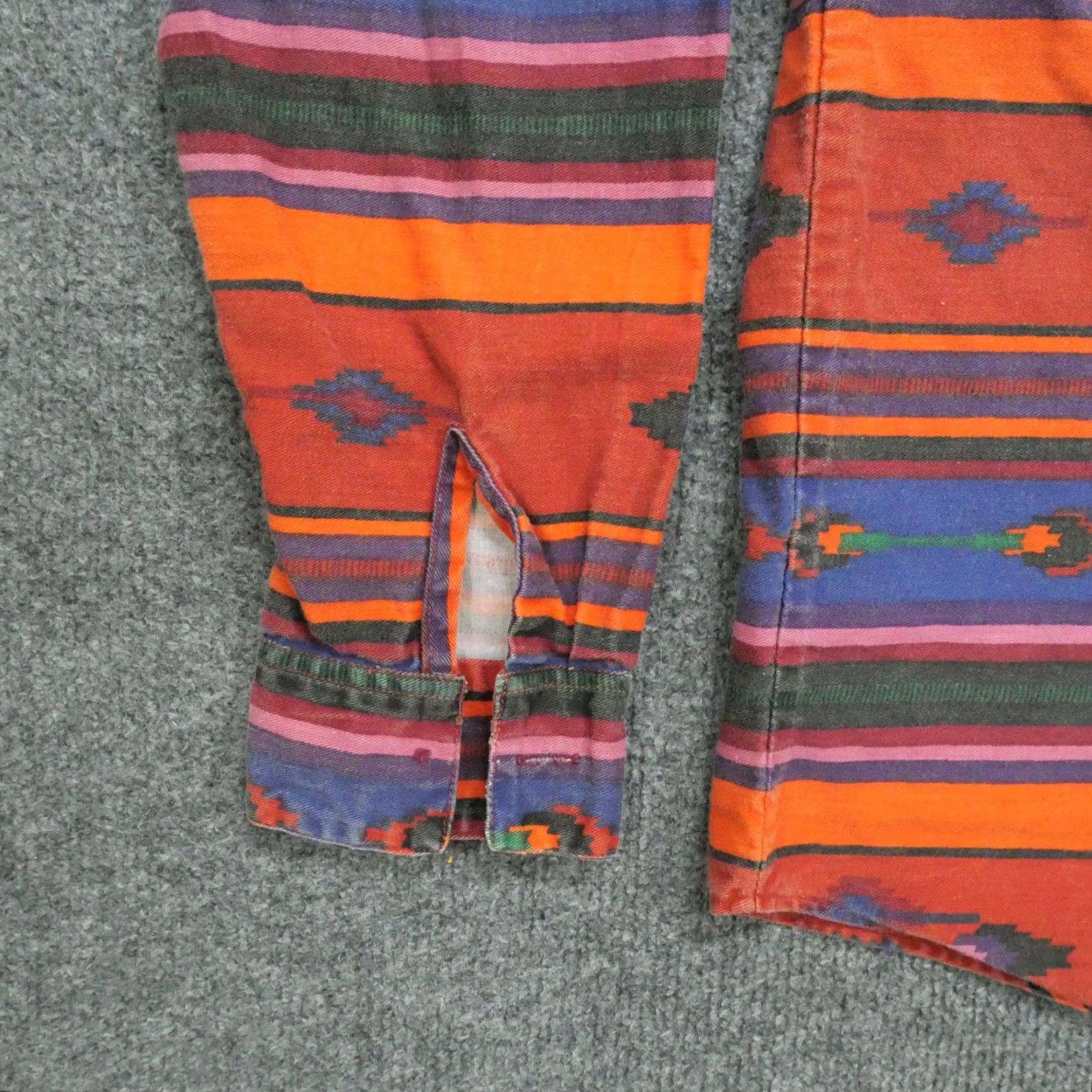 Vintage VINTAGE Copper Key Shirt Womens L Orange Blue Aztec Western Button Up Canvas Size L / US 10 / IT 46 - 2 Thumbnail