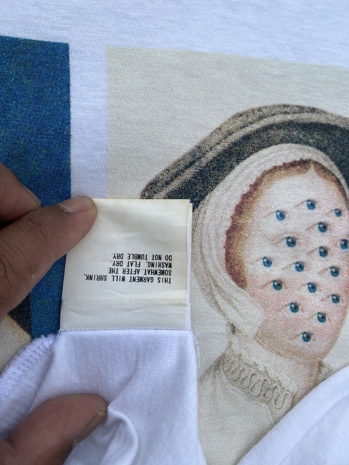 Undercover Rare AW2006 Undercover Jun Takahashi Guru Guru Tshirt Size US M / EU 48-50 / 2 - 19 Thumbnail