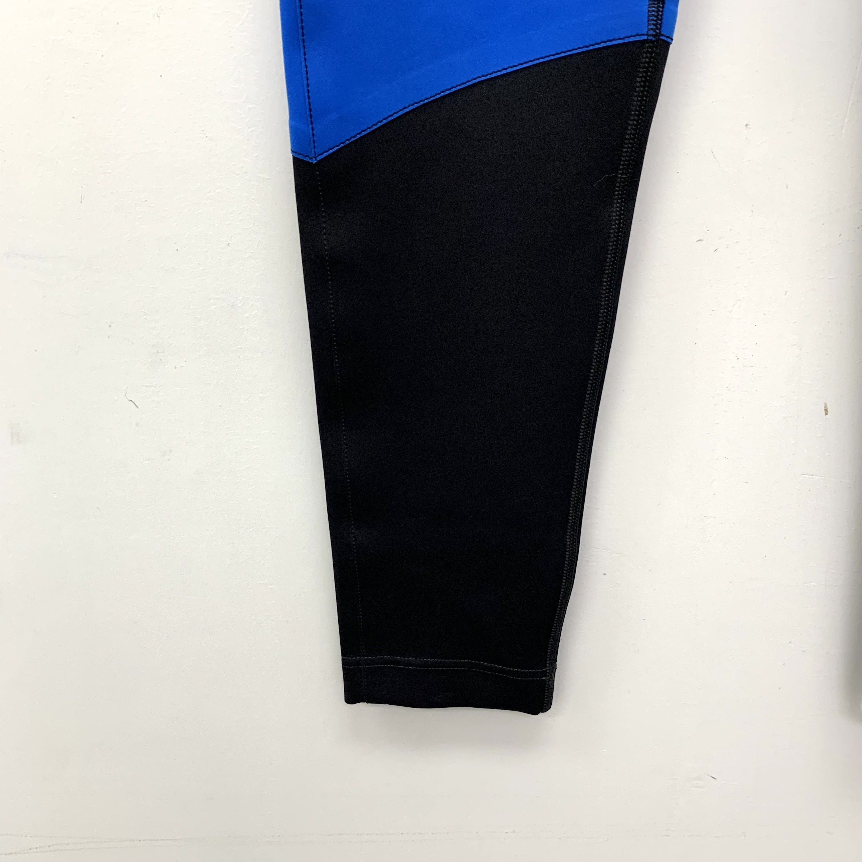 Louis Vuitton Louis Vuitton Colorblock Monogram Elastic Waist Pants Size US 36 / EU 52 - 6 Thumbnail