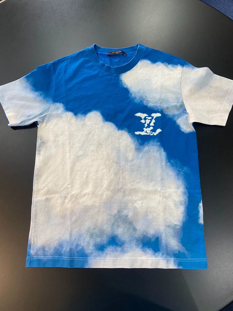 Louis Vuitton Louis Vuitton Blue sky and white clouds short sleeves Size US S / EU 44-46 / 1 - 1 Thumbnail