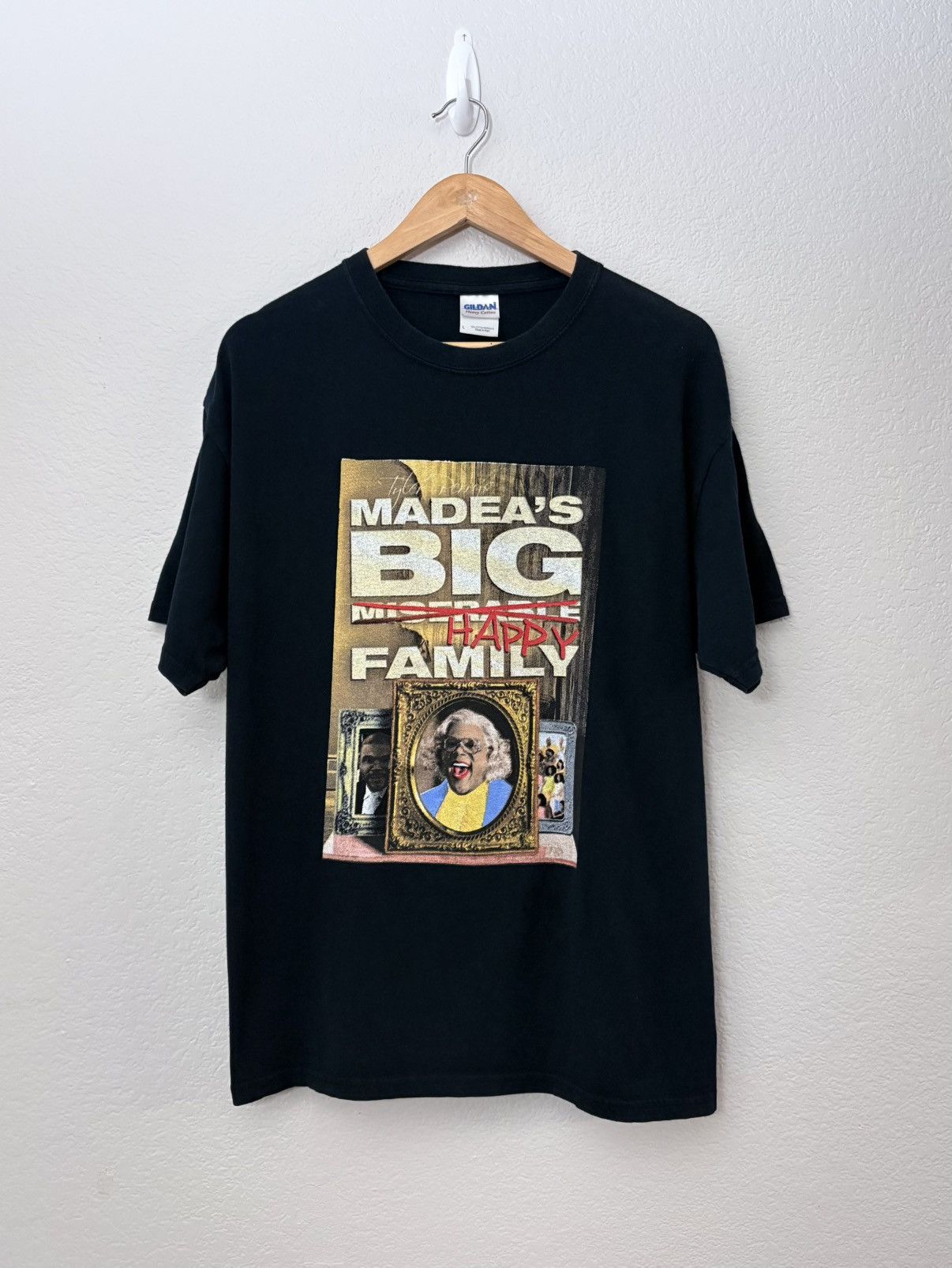 Vintage Madea’s Big Happy Family Vintage Movie Tee Shirt Size US L / EU 52-54 / 3 - 1 Thumbnail