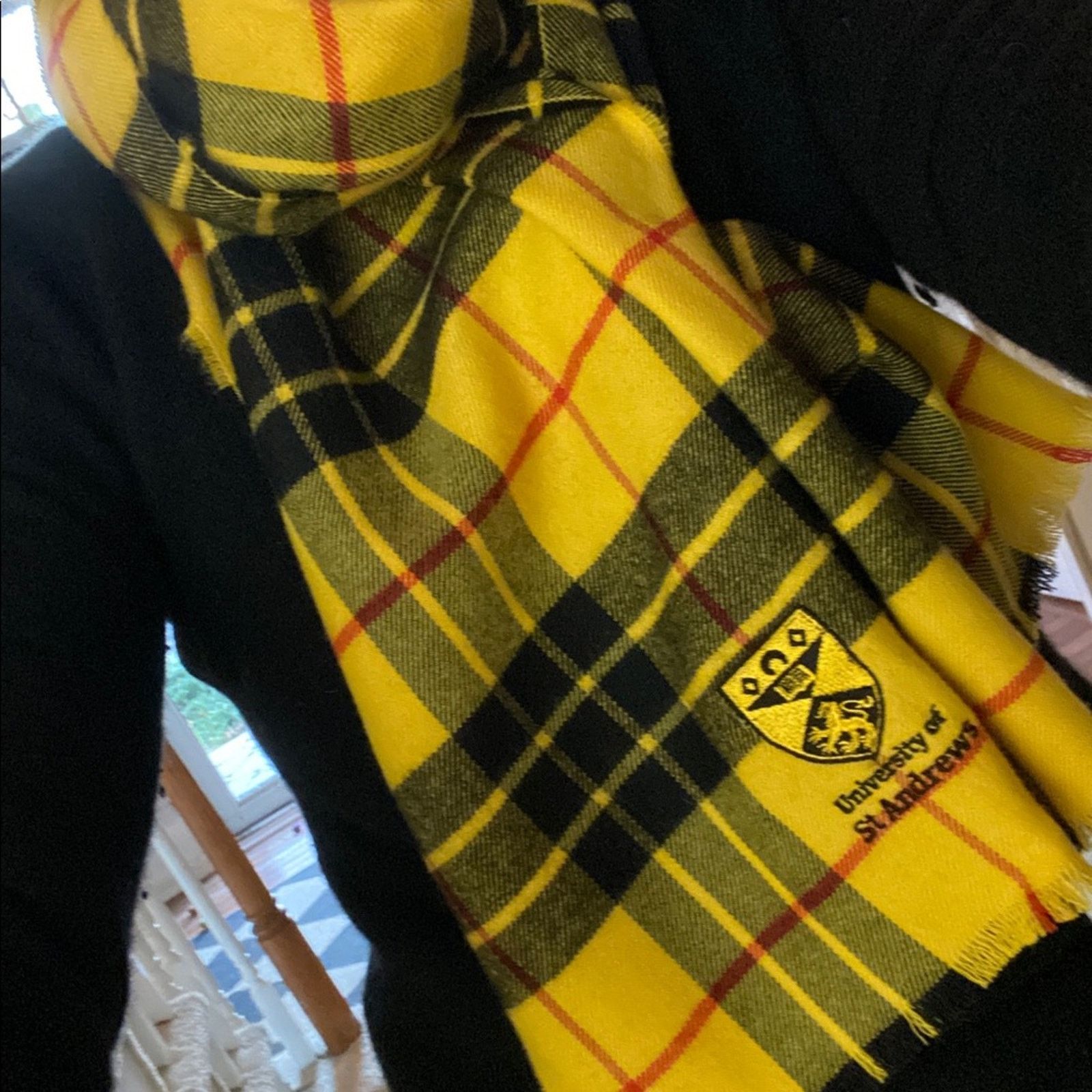 Johnstons Of Elgin NEW Johnstons of Elgin MacLeod Univ of St Andrews Wool Scarf Size ONE SIZE - 11 Thumbnail