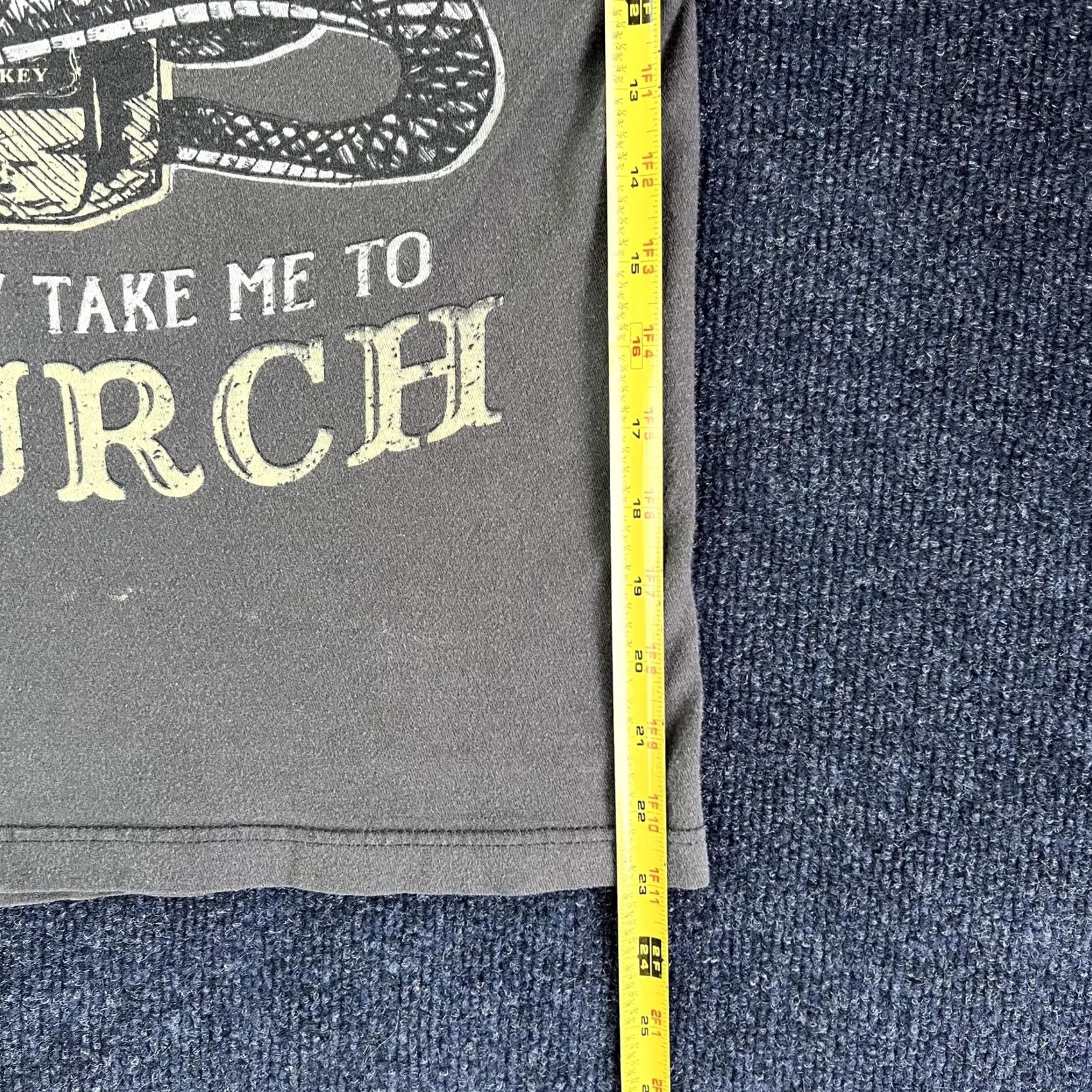 Vintage Eric Church Shirt Mens Small Gray Sinner Whiskey Snake Graphic Tee T-Shirt Size US S / EU 44-46 / 1 - 5 Thumbnail